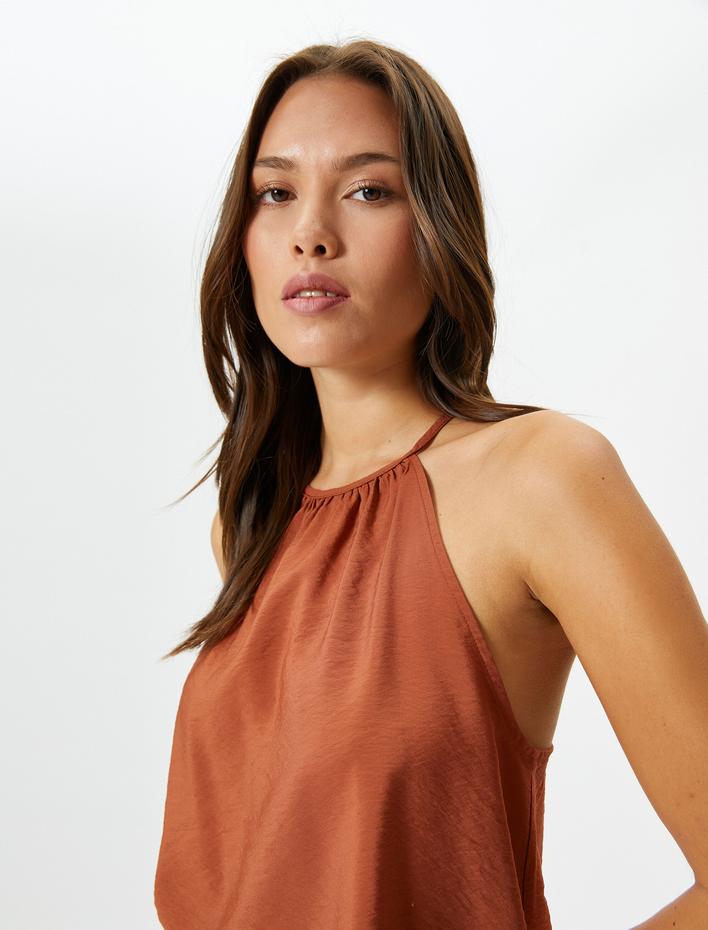  Halter Yaka Atlet Dokulu Viskon