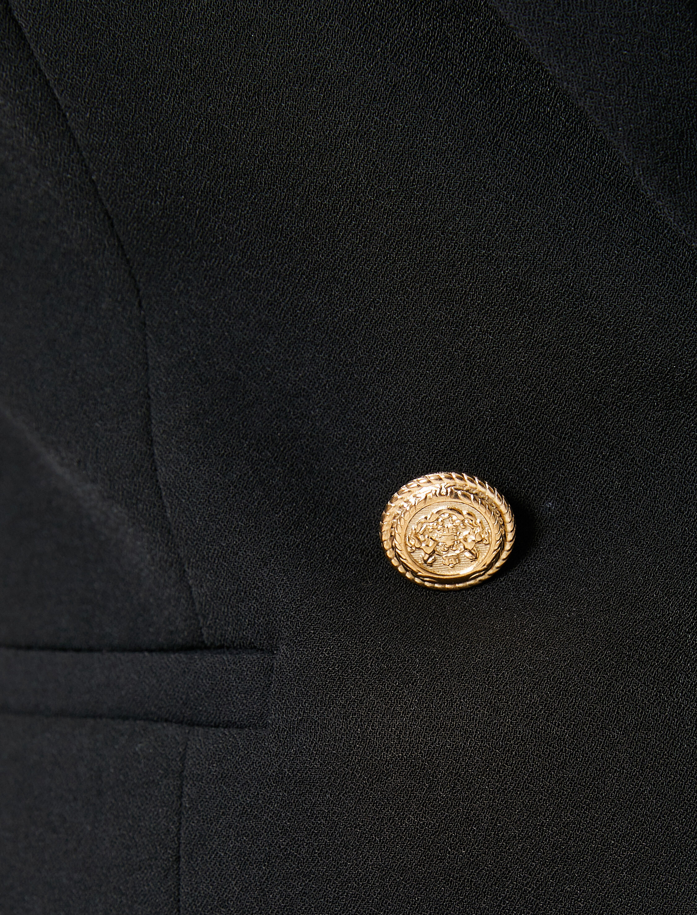   Yelek Kruvaze Düğmeli V Yaka Cep Detaylı