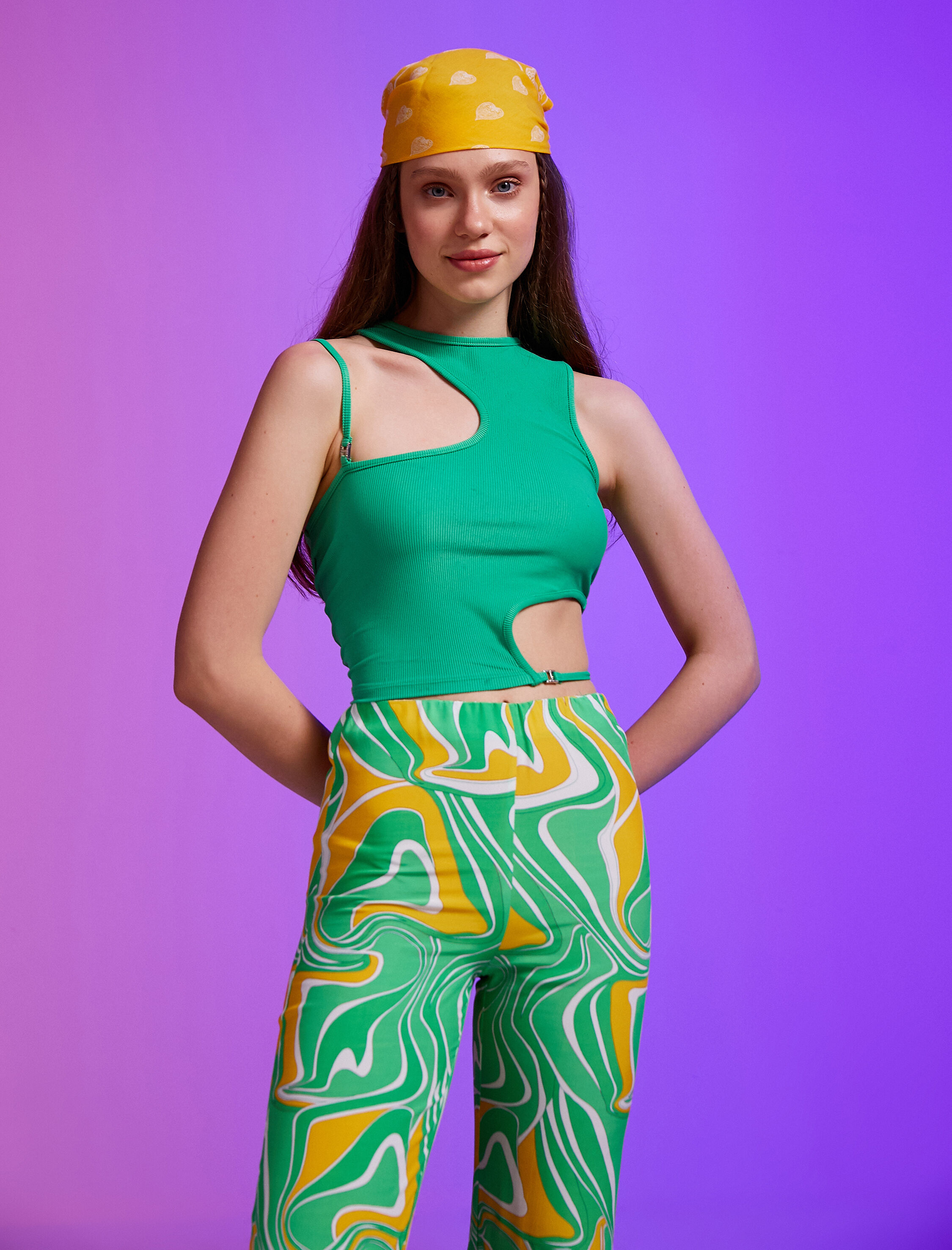   Büstiyer Pencere Detaylı Bisiklet Yaka