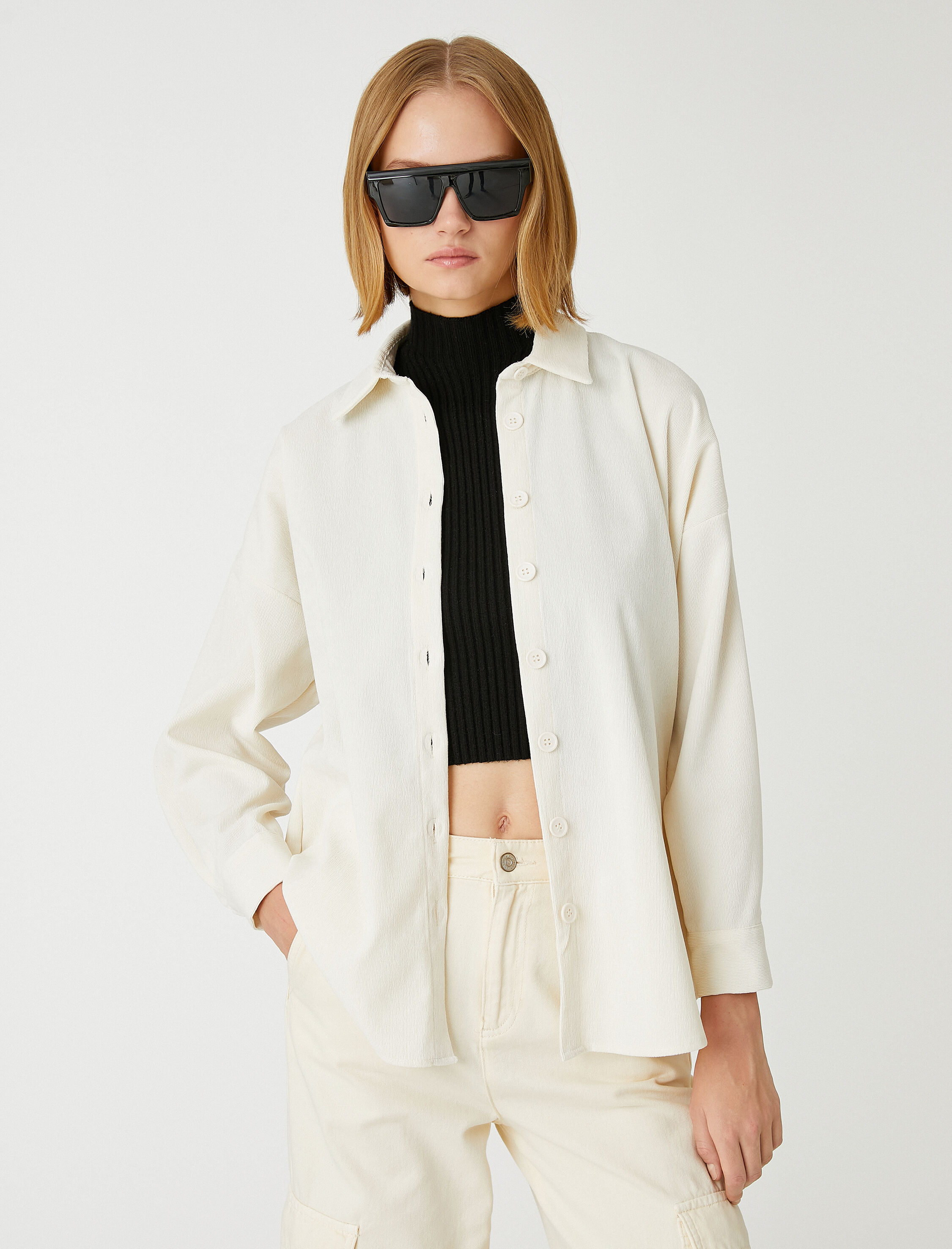   Düğmeli Kadife Gömlek