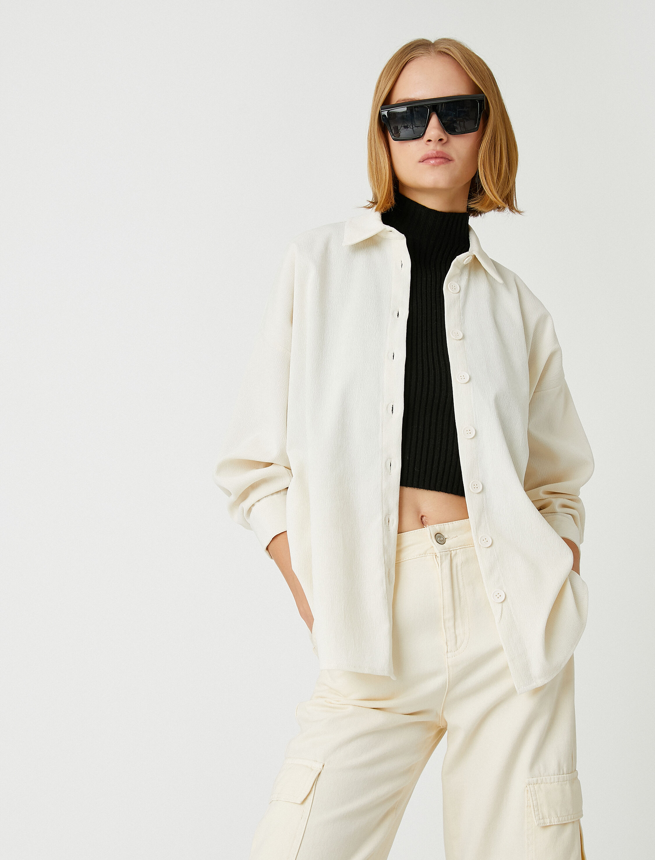   Düğmeli Kadife Gömlek