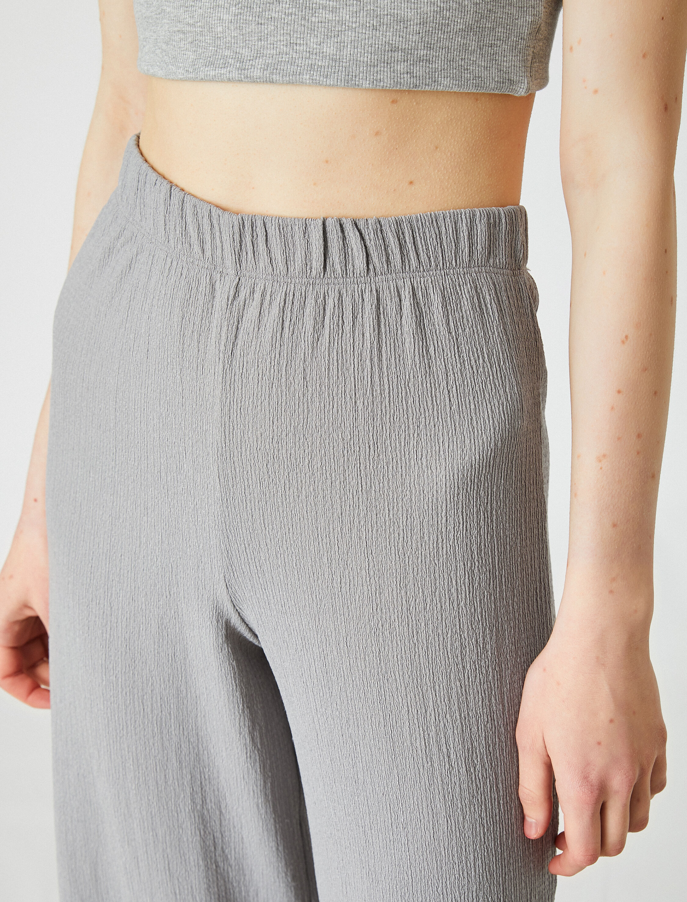   Beli Lastikli Geniş Paça Pantolon