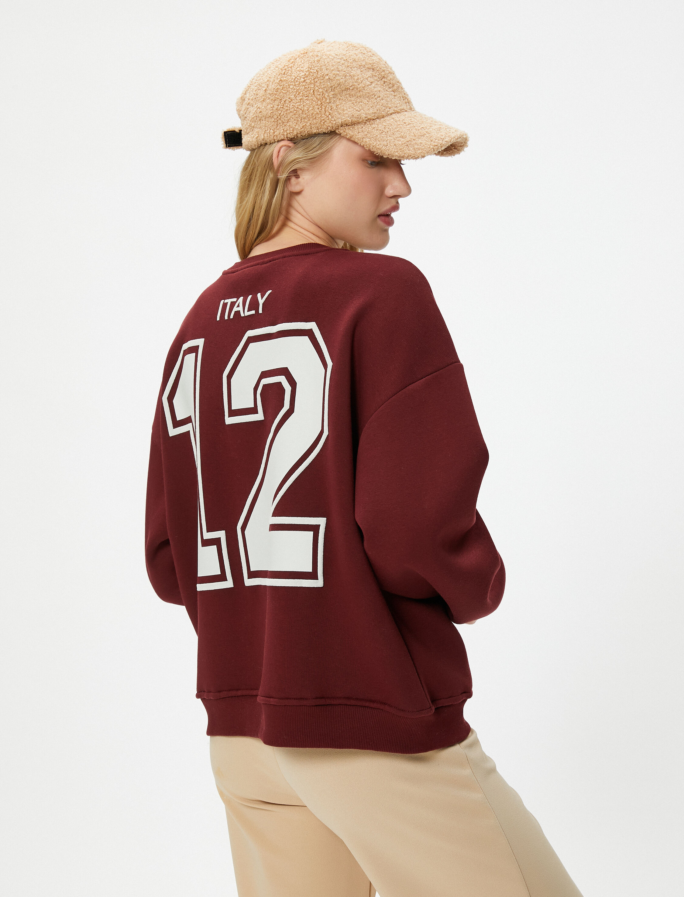   Şardonlu Italy Sweatshirt Aplike Detaylı Uzun Kollu Bisiklet Yaka Pamuklu