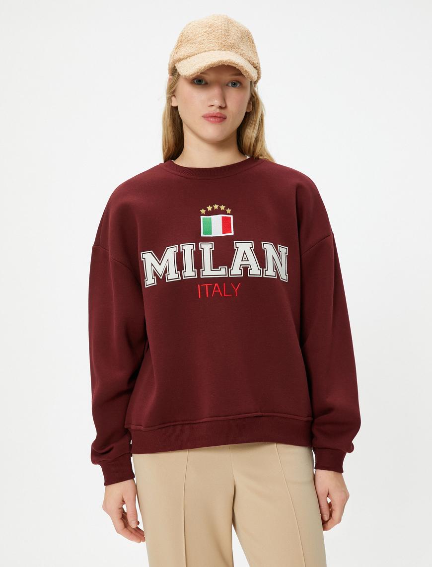   Şardonlu Italy Sweatshirt Aplike Detaylı Uzun Kollu Bisiklet Yaka Pamuklu