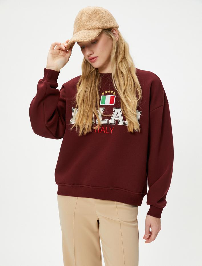  Şardonlu Italy Sweatshirt Aplike Detaylı Uzun Kollu Bisiklet Yaka Pamuklu