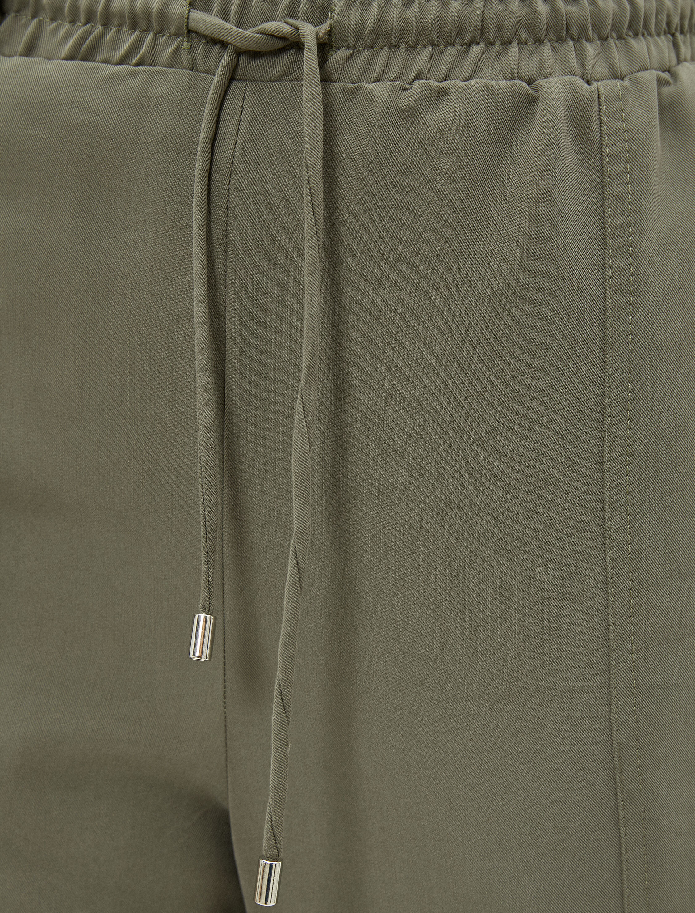   Beli Bağlamalı Jogger Pantolon