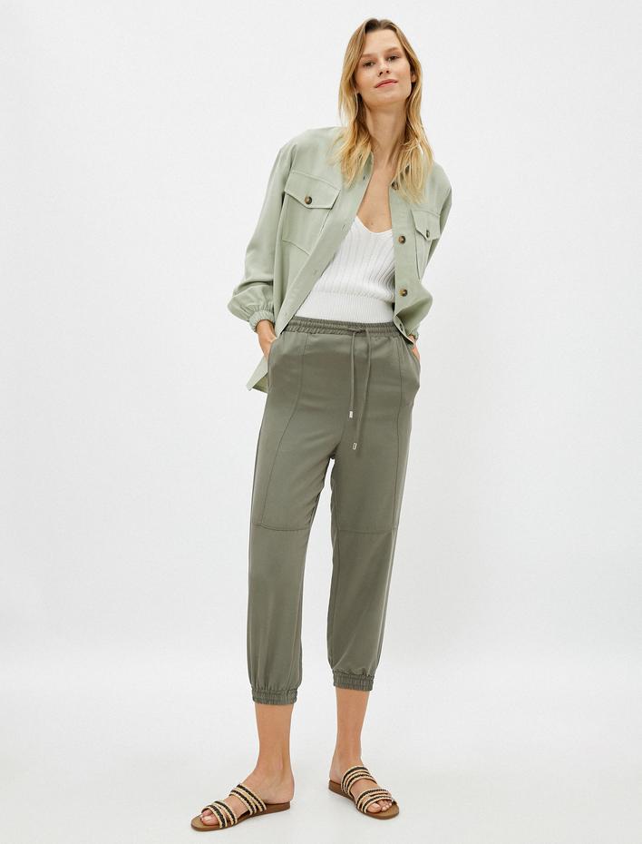  Beli Bağlamalı Jogger Pantolon