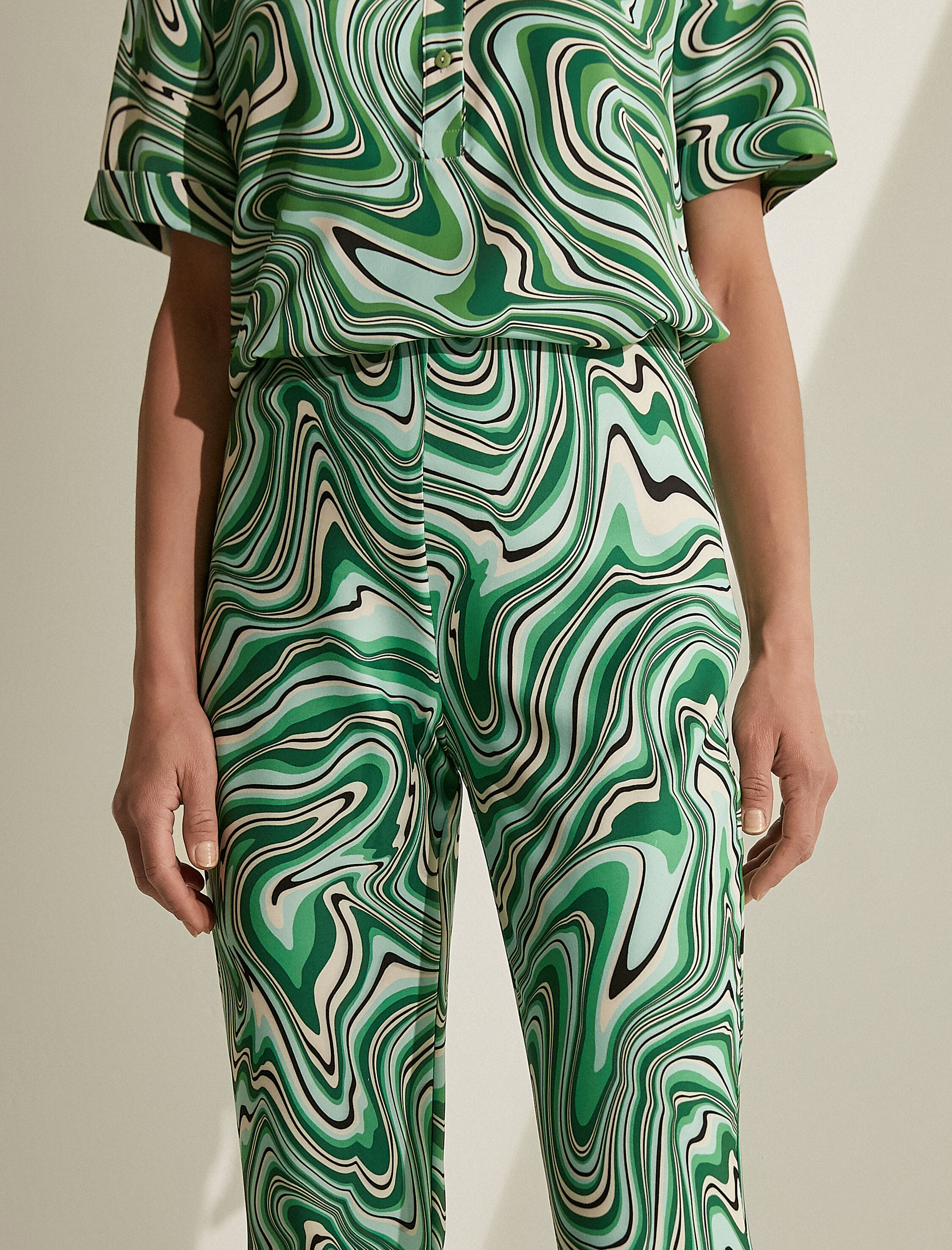   Melis Ağazat X Koton - Desenli Bol Paça Pantolon