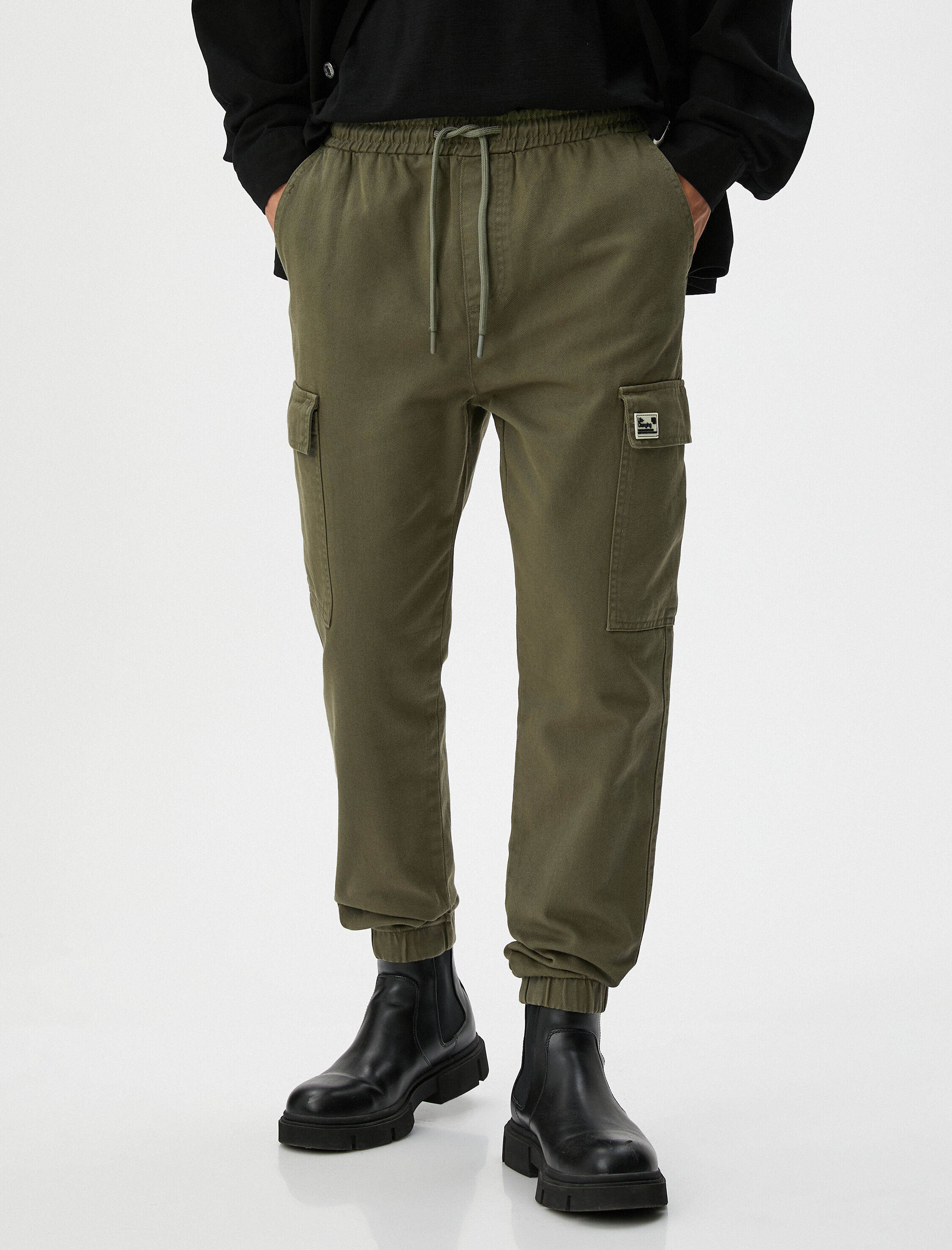   Kargo Jogger Pantolon Beli Bağcıklı Cepli Etiket Baskılı Pamuklu
