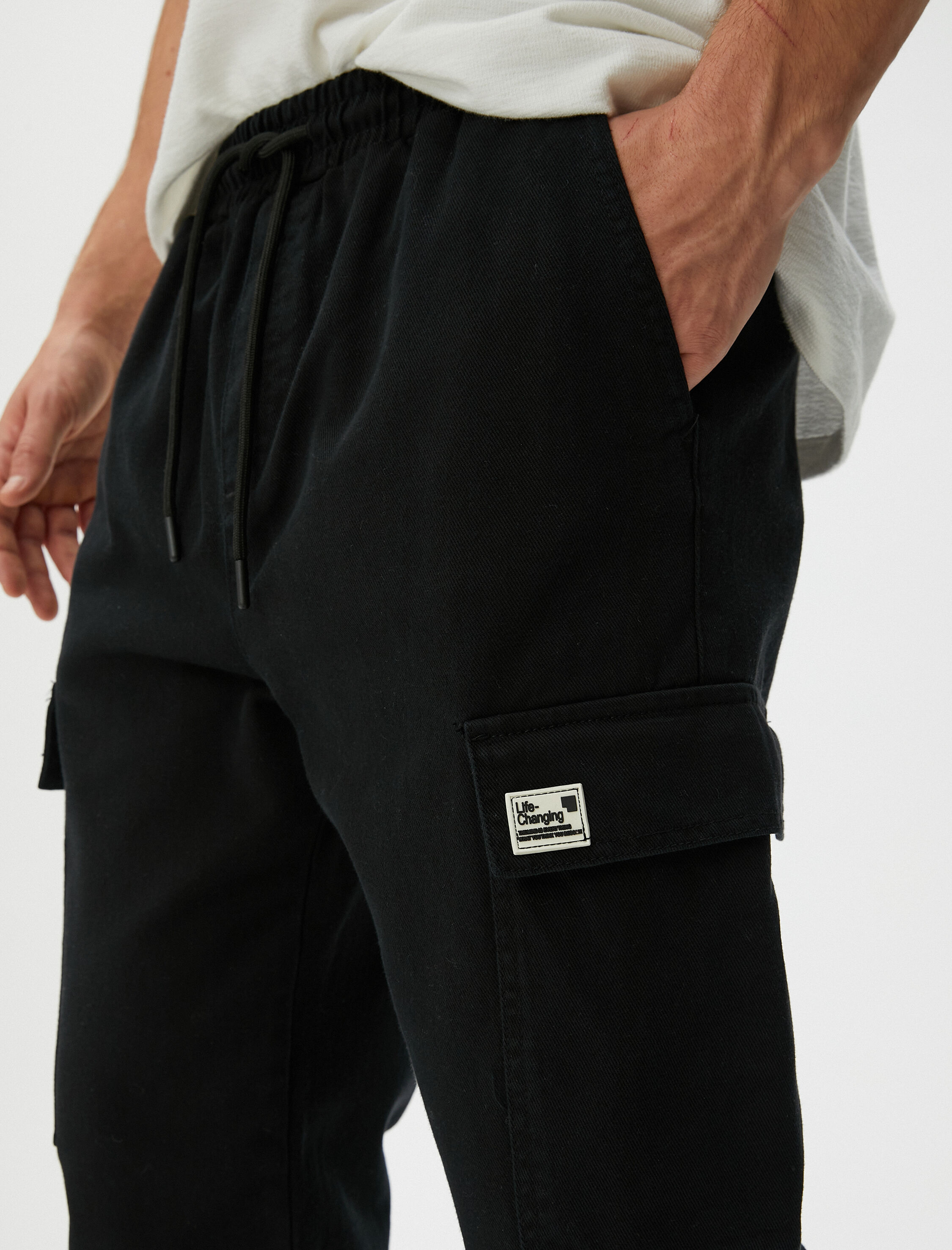   Kargo Jogger Pantolon Beli Bağcıklı Cepli Etiket Baskılı Pamuklu
