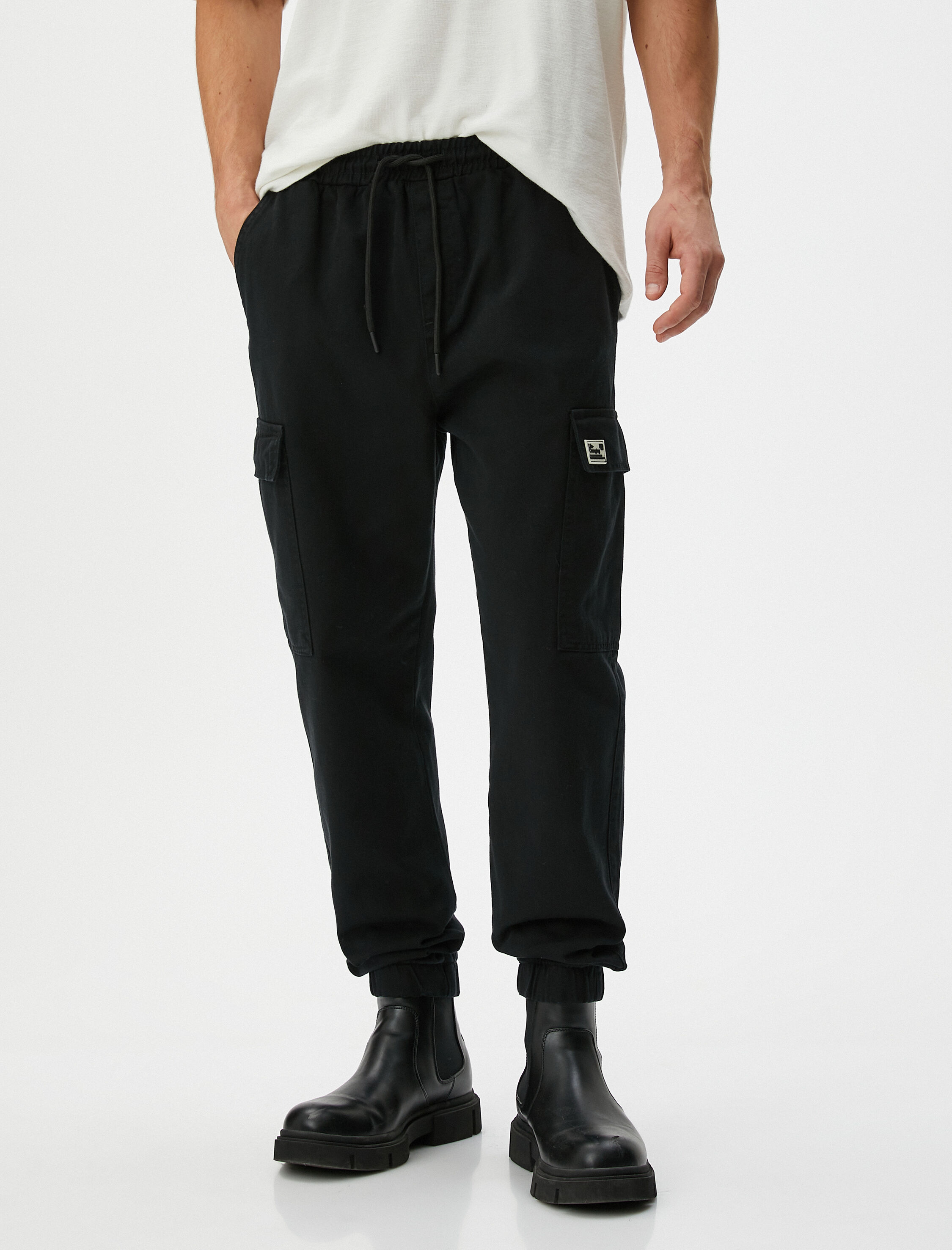   Kargo Jogger Pantolon Beli Bağcıklı Cepli Etiket Baskılı Pamuklu