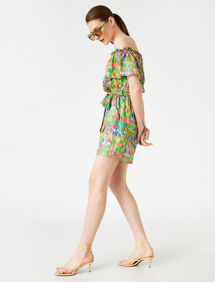  Şort Tulum Omzu Açık Kuşaklı