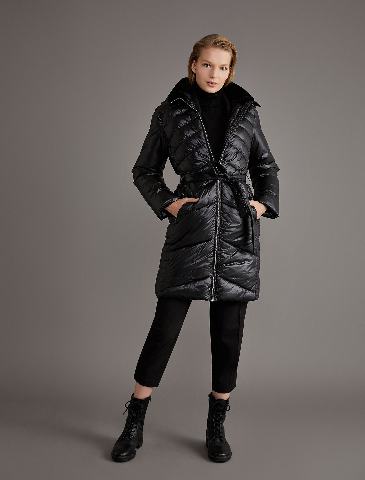   Beli Bağlamalı Uzun Şişme Mont