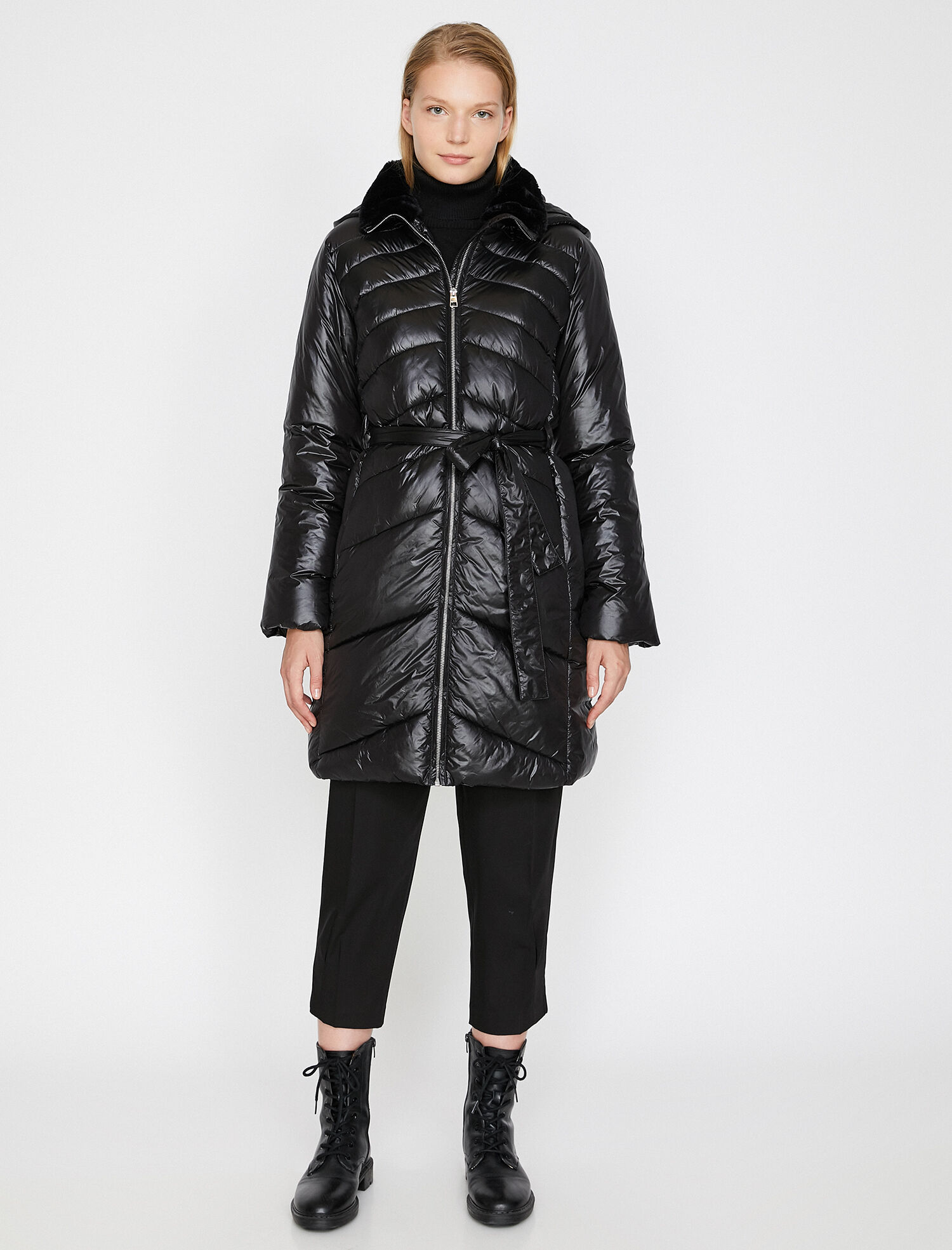   Beli Bağlamalı Uzun Şişme Mont