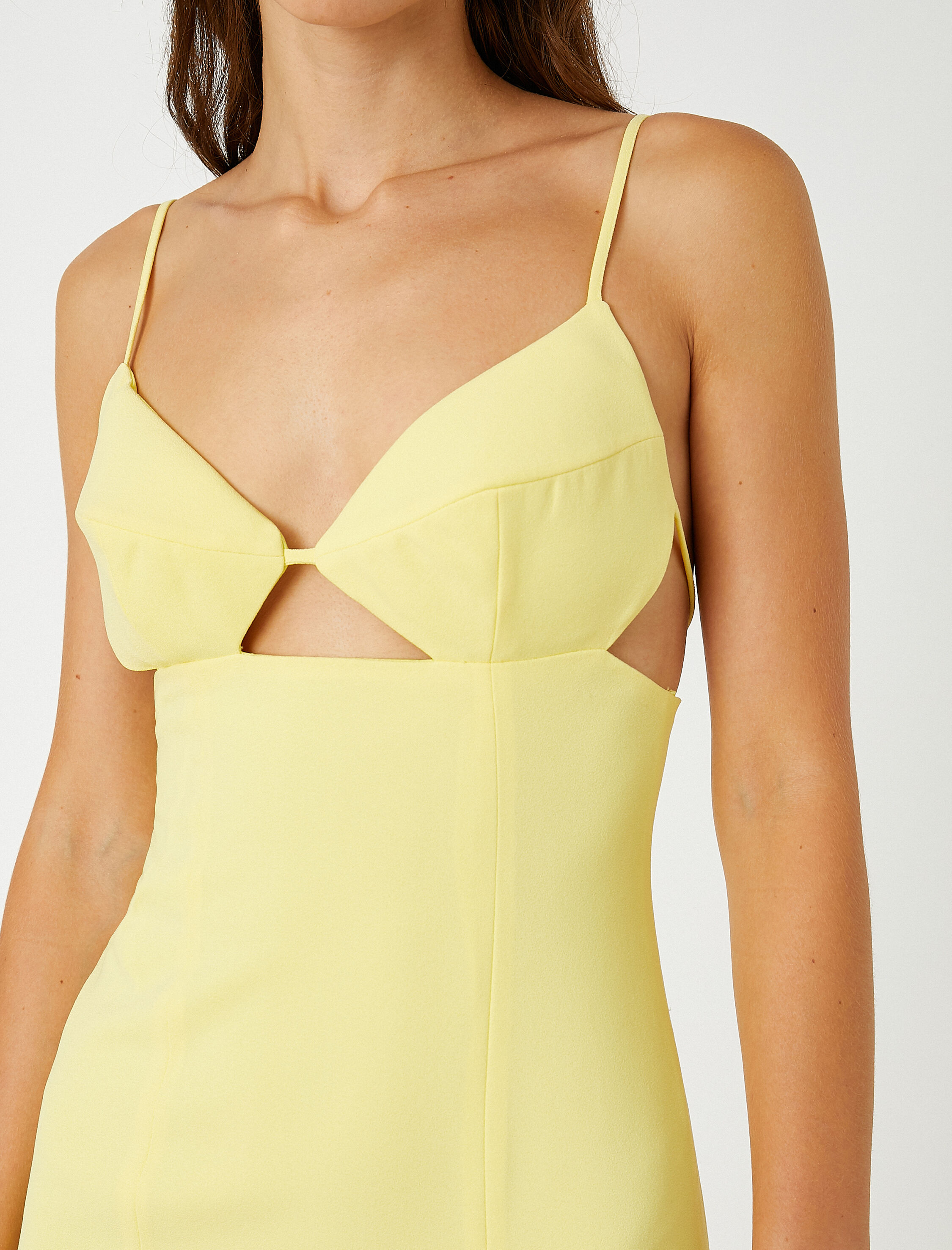   Askılı Uzun Elbise Pencere Detaylı