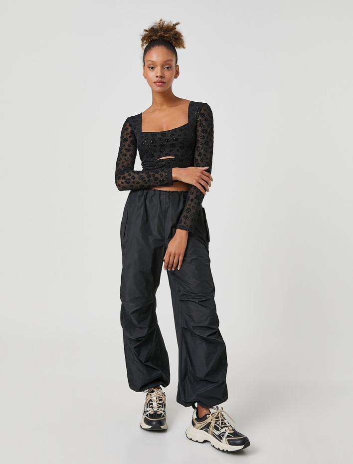  Uzun Kollu Tişört Crop Tül Kare Yaka Simli Pencere Detaylı