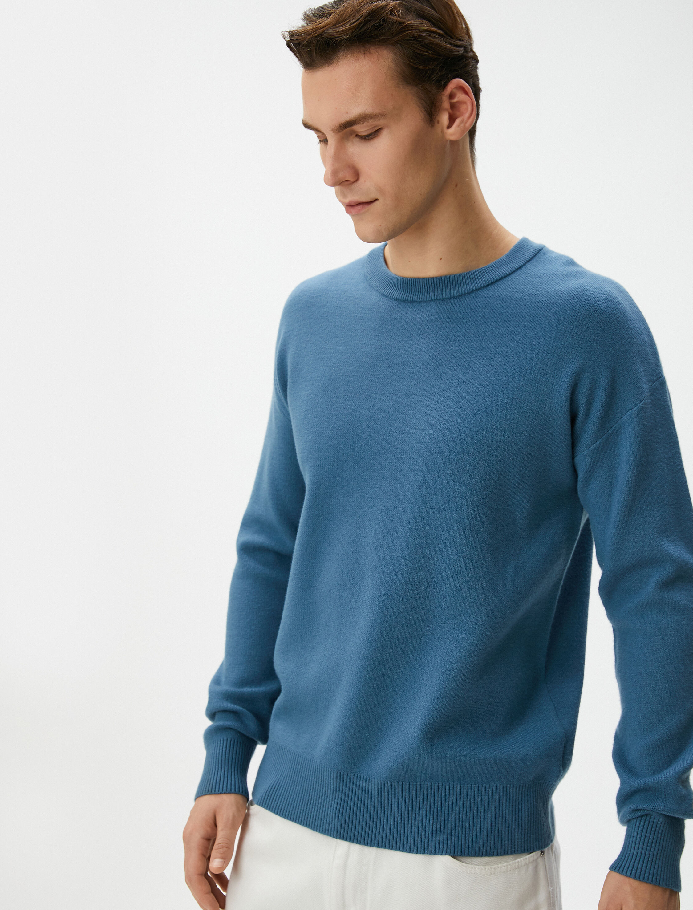   Basic Triko Kazak Bisiklet Yaka Yumuşak Dokulu Uzun Kollu