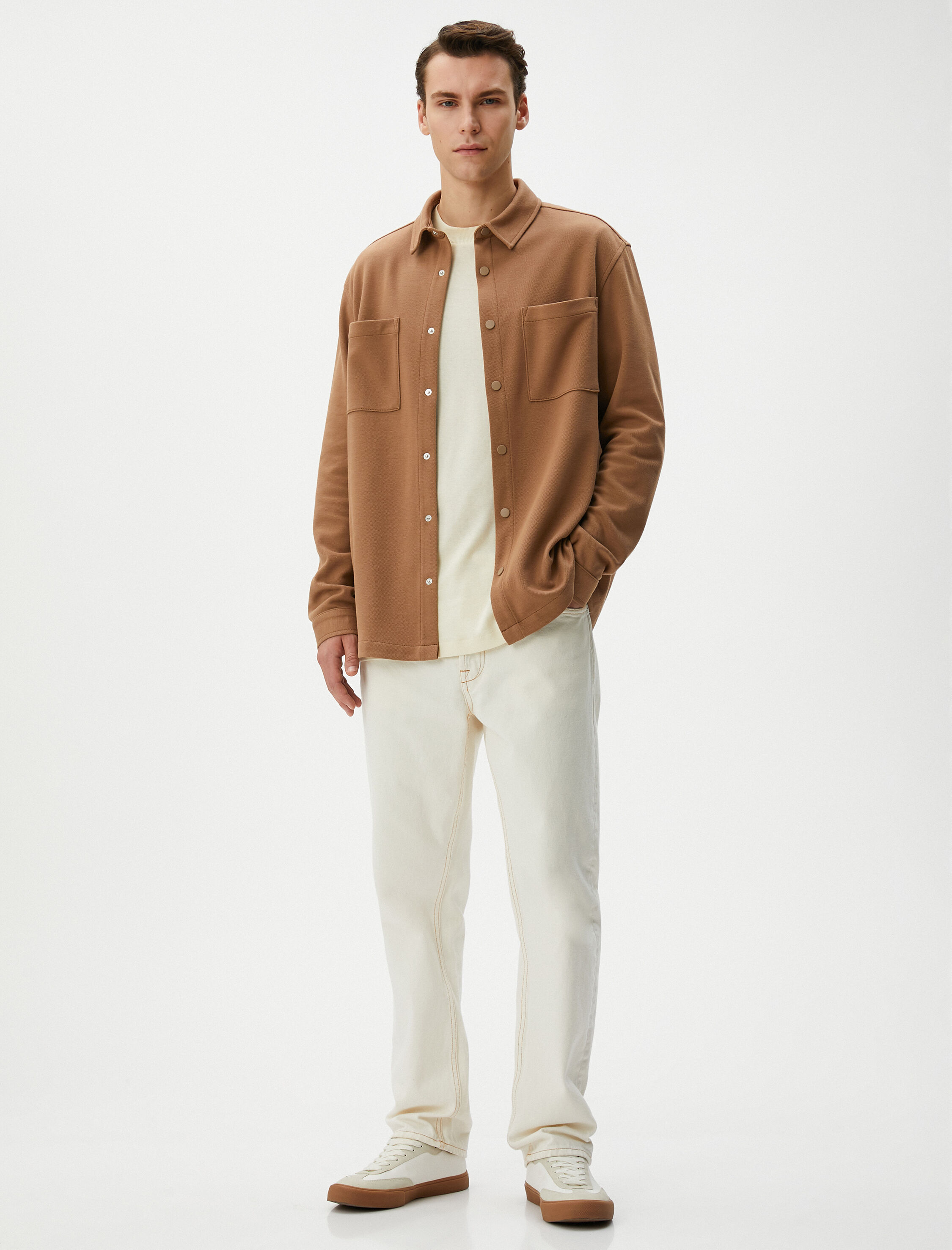   Spor Gömlek Uzun Kollu Klasik Yaka Cep Detaylı Çıtçıt Düğmeli