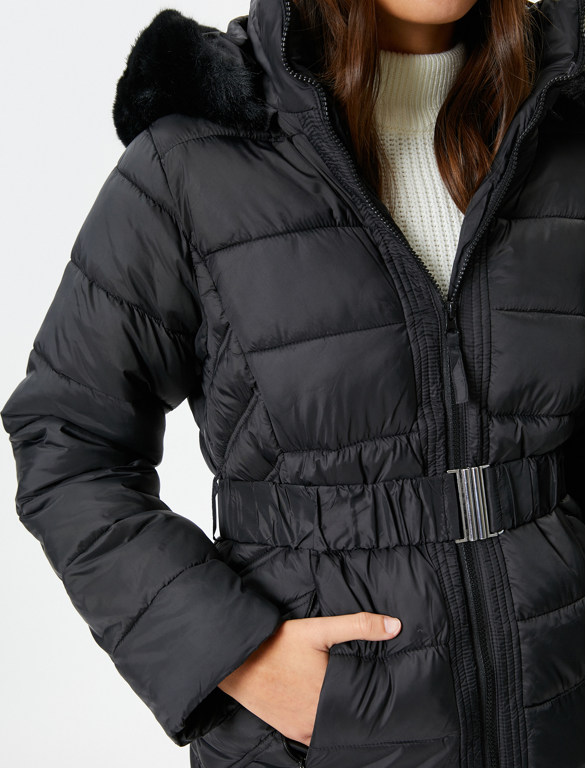 Kısa Şişme Mont Kemerli Çıkarılabilir Kapüşonlu