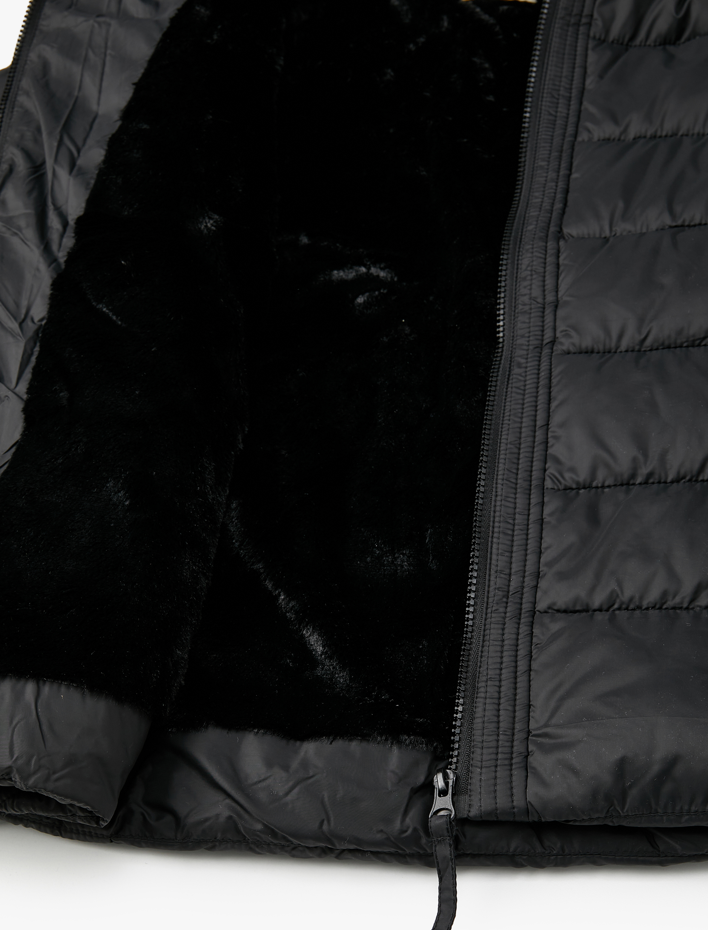 Kısa Şişme Mont Kemerli Çıkarılabilir Kapüşonlu