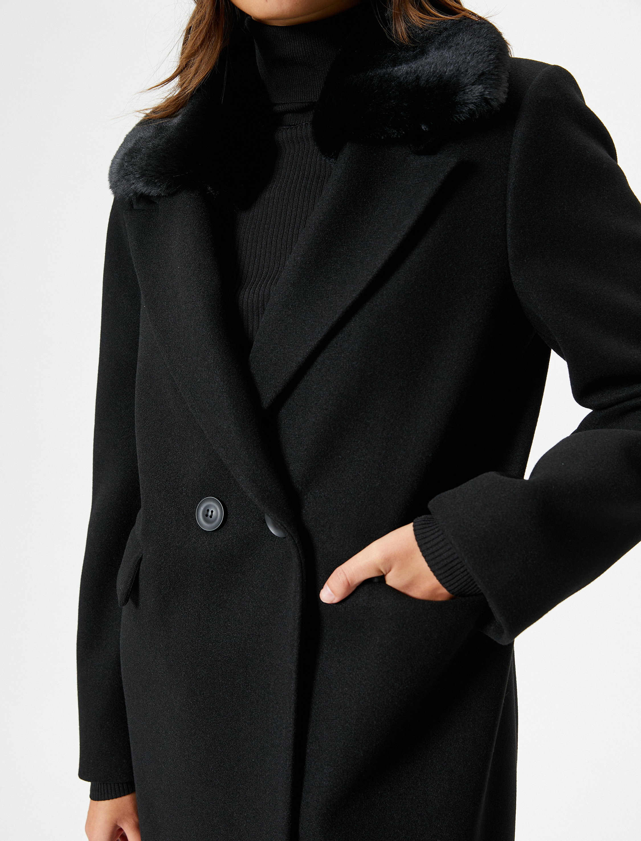   Kaşe Kaban Çıkarılabilir Suni Kürklü Cepli Düğmeli