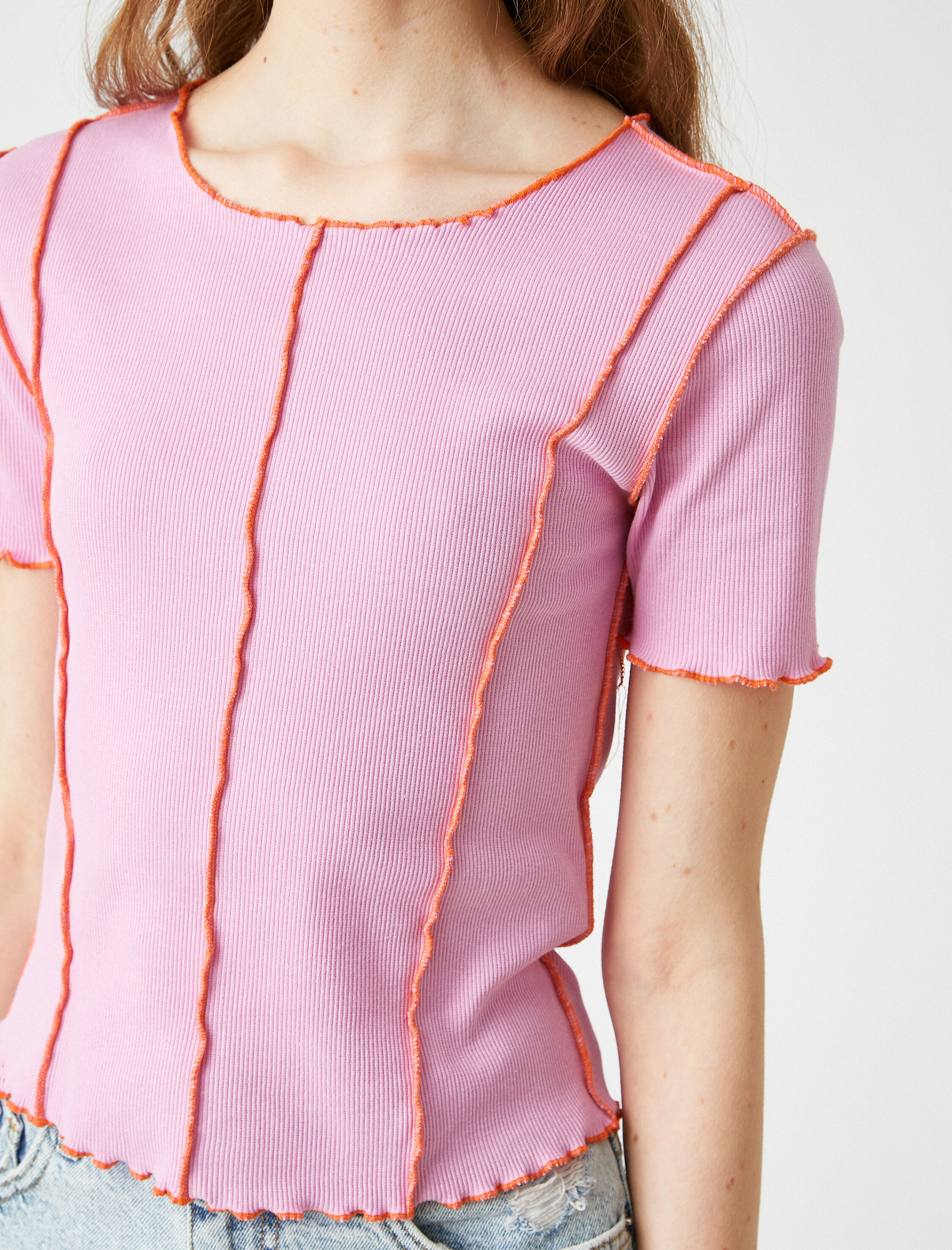   Kısa Kollu Tişört