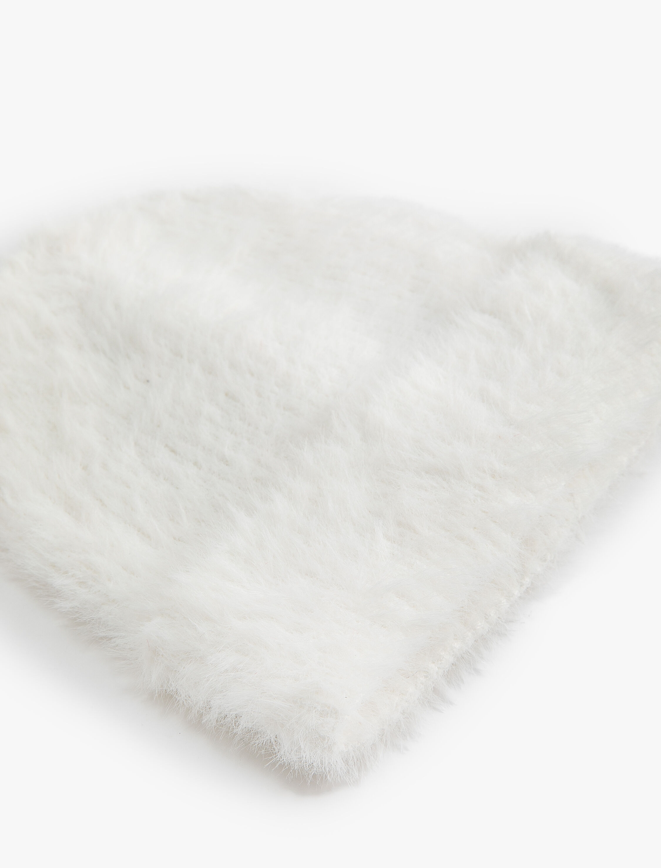  Kadın Peluş Bere Yumuşak Dokulu