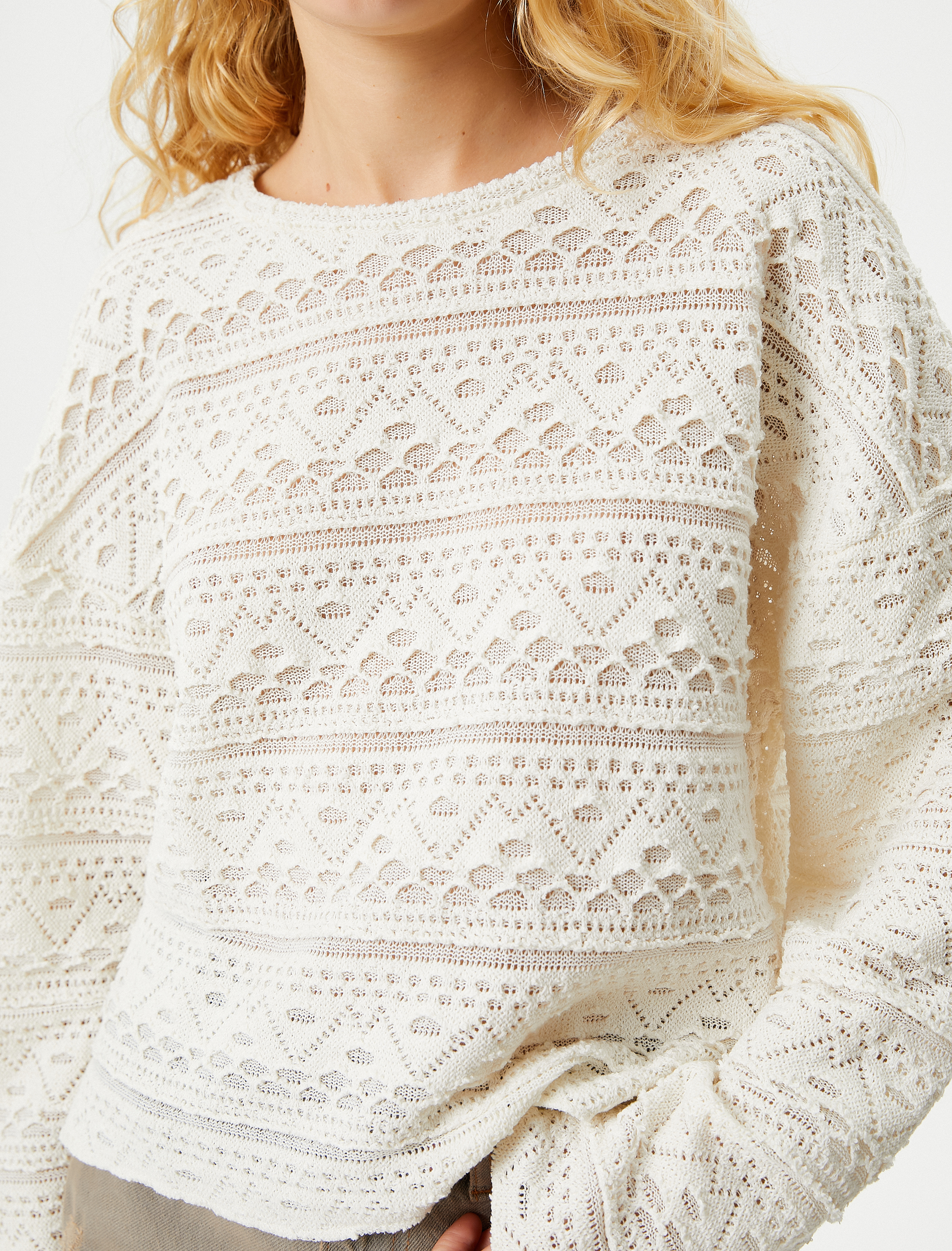   Uzun Kollu Tişört Bisiklet Yaka Slim Fit İşlemeli Dokulu