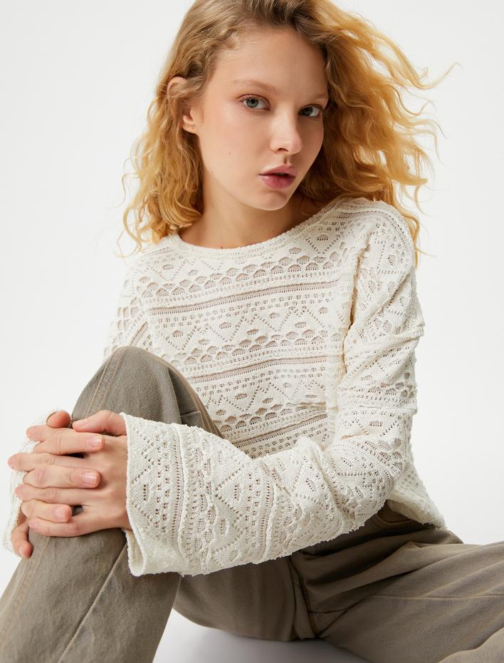  Uzun Kollu Tişört Bisiklet Yaka Slim Fit İşlemeli Dokulu