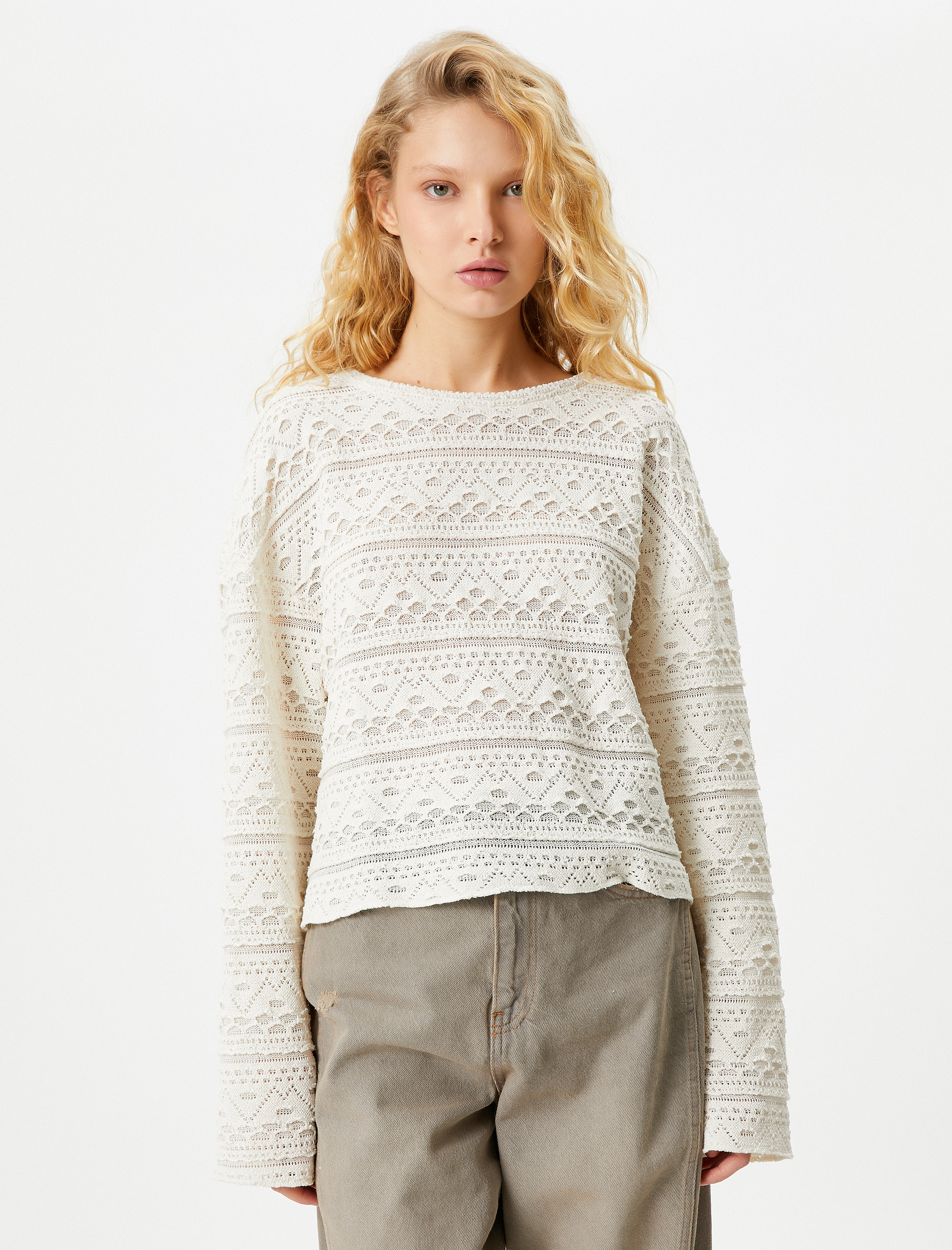   Uzun Kollu Tişört Bisiklet Yaka Slim Fit İşlemeli Dokulu