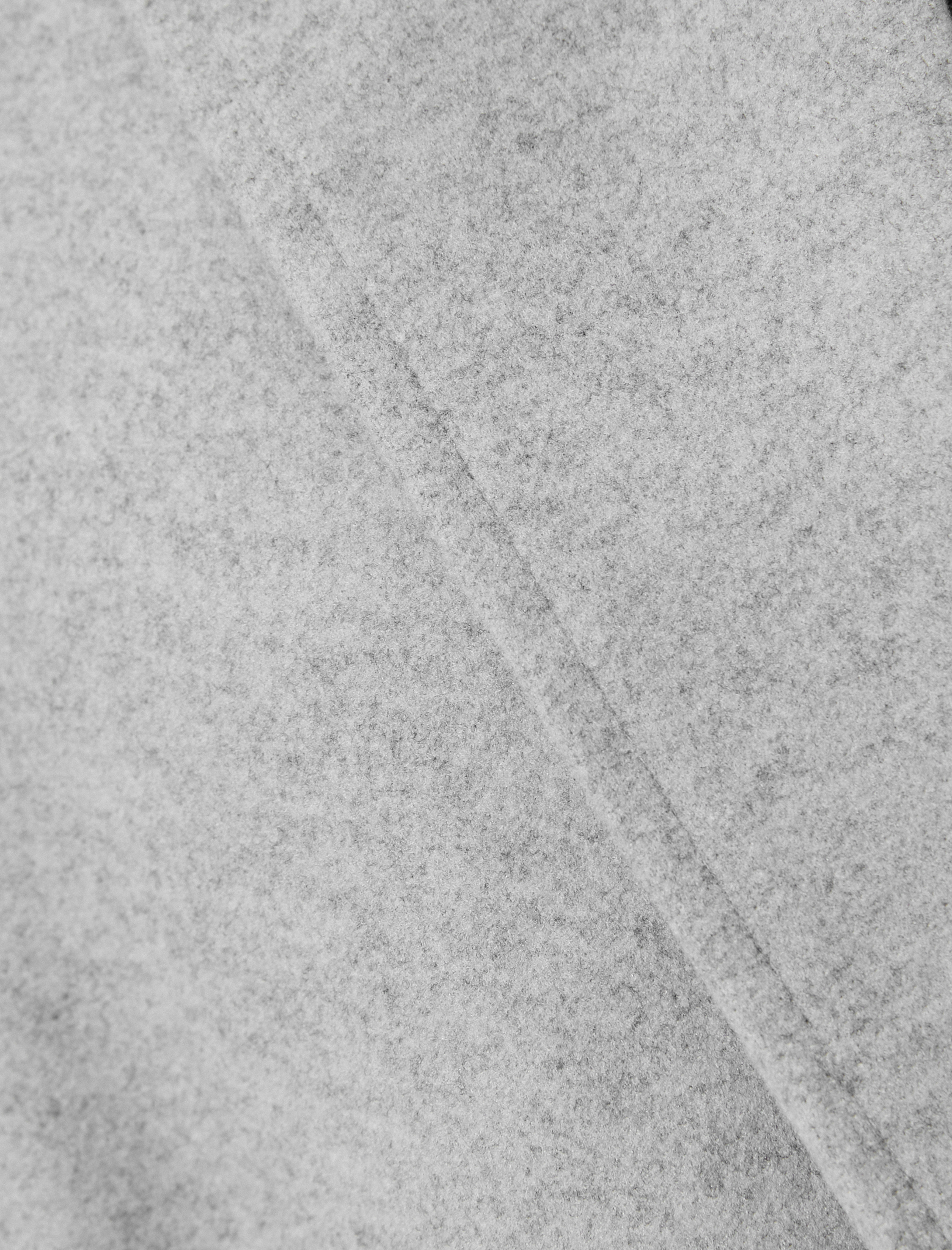   Kaşe Uzun Kaban Ters Yaka Kuşaklı Kapaklı Cep Detaylı