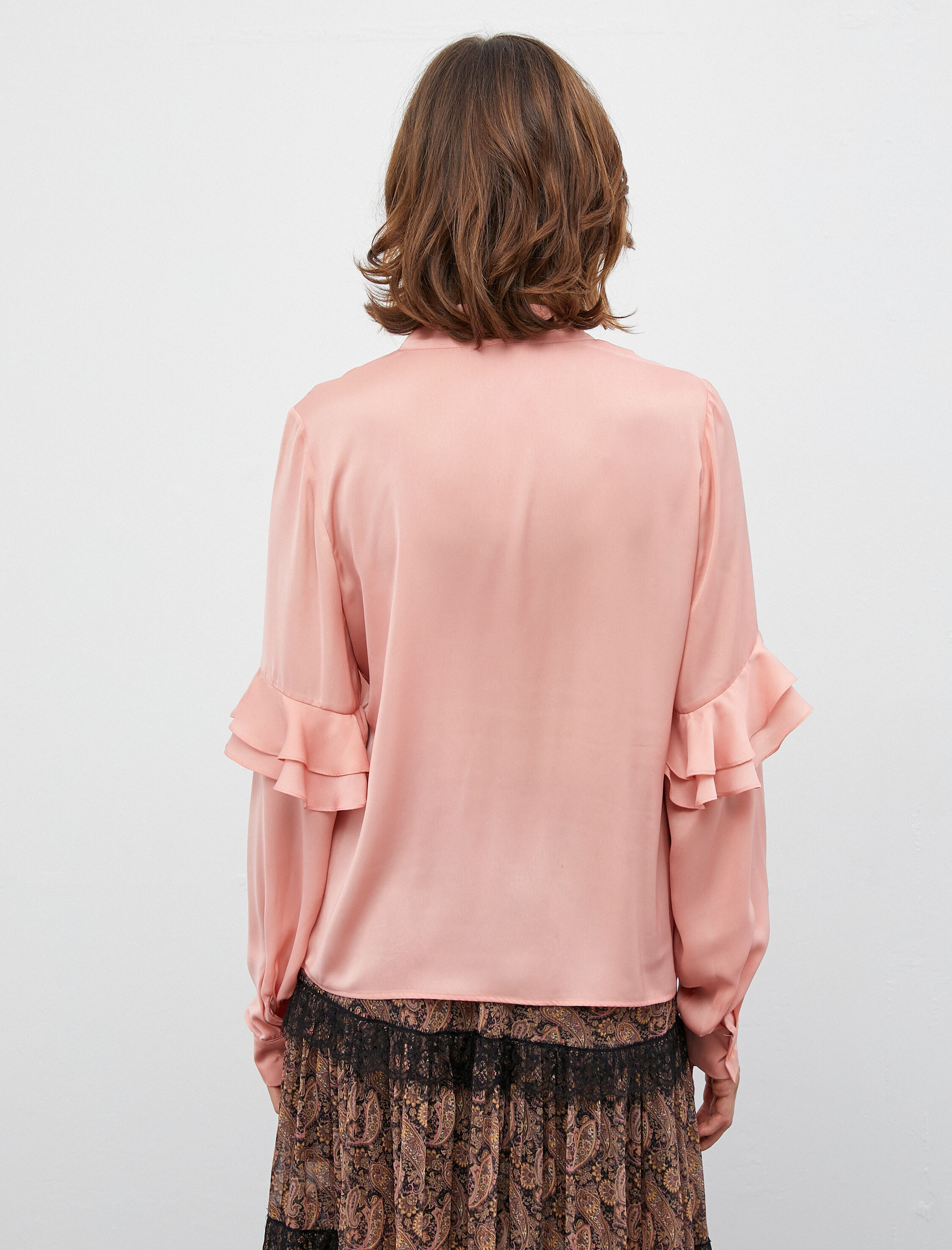   Melis Ağazat X Koton - Fular Yaka Viskon Bluz