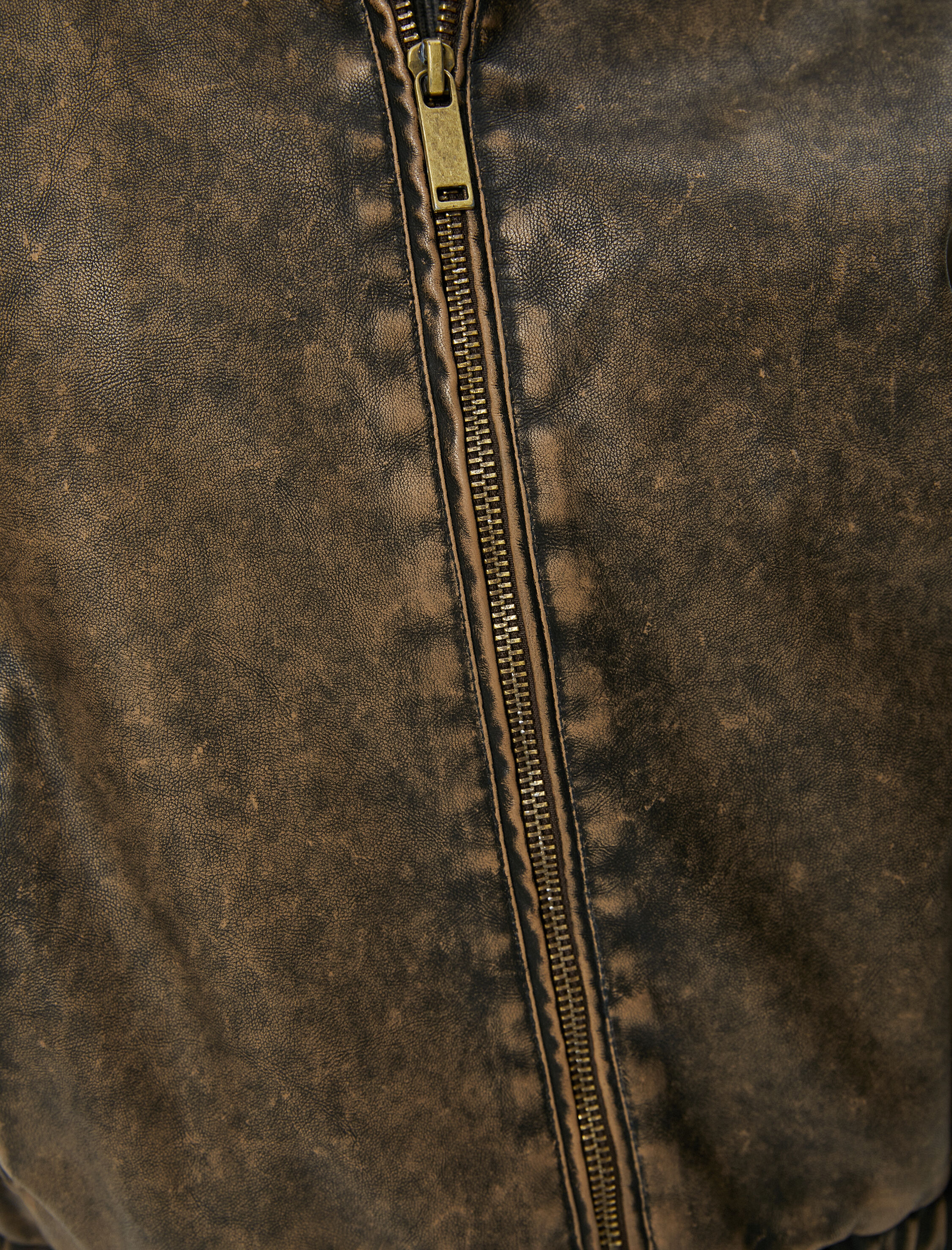   Suni Deri Ceket Eskitme Efektli Fermuarlı Gömlek Yaka