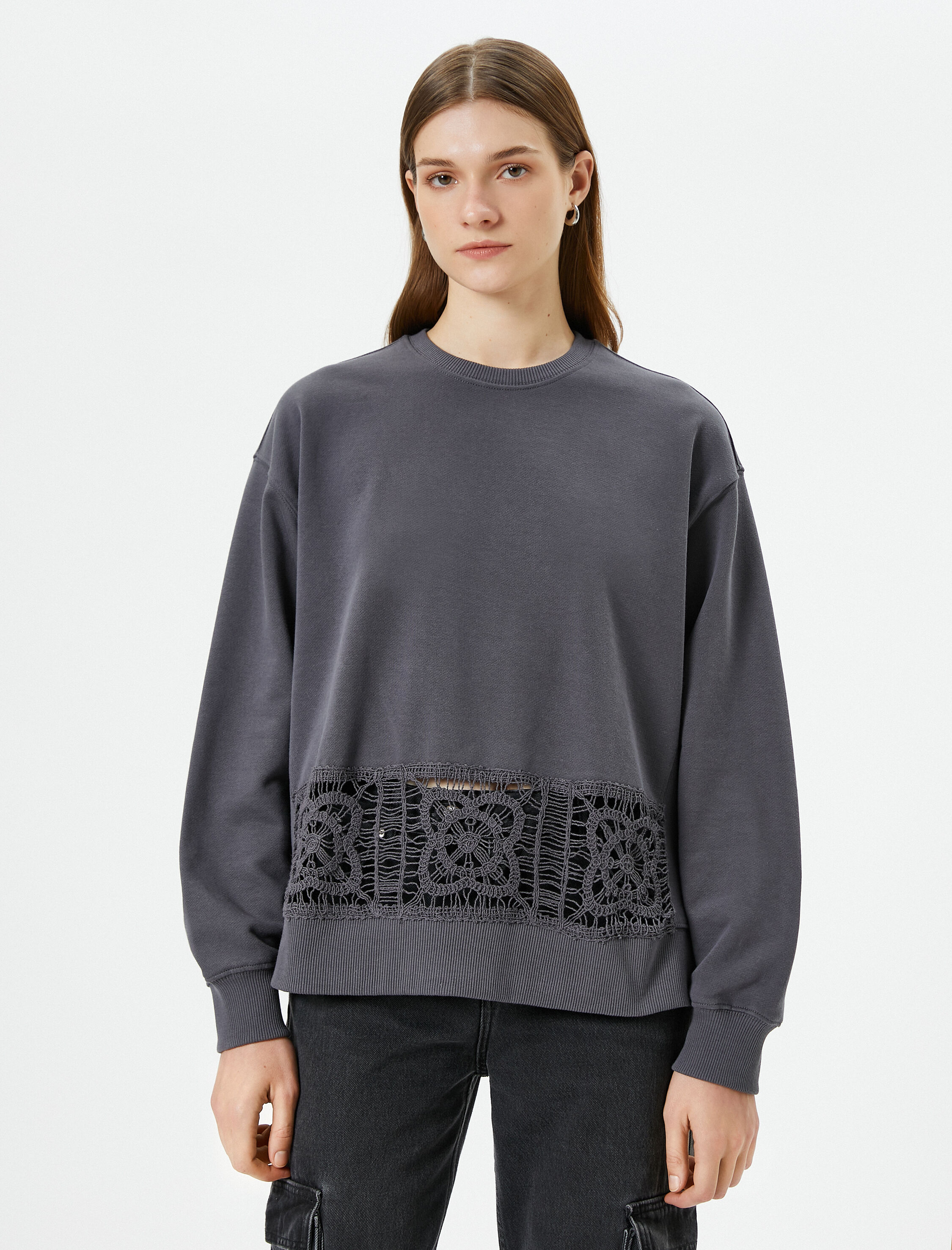   Bisiklet Yaka Sweatshirt Kroşe Detaylı Regular Fit Pamuklu