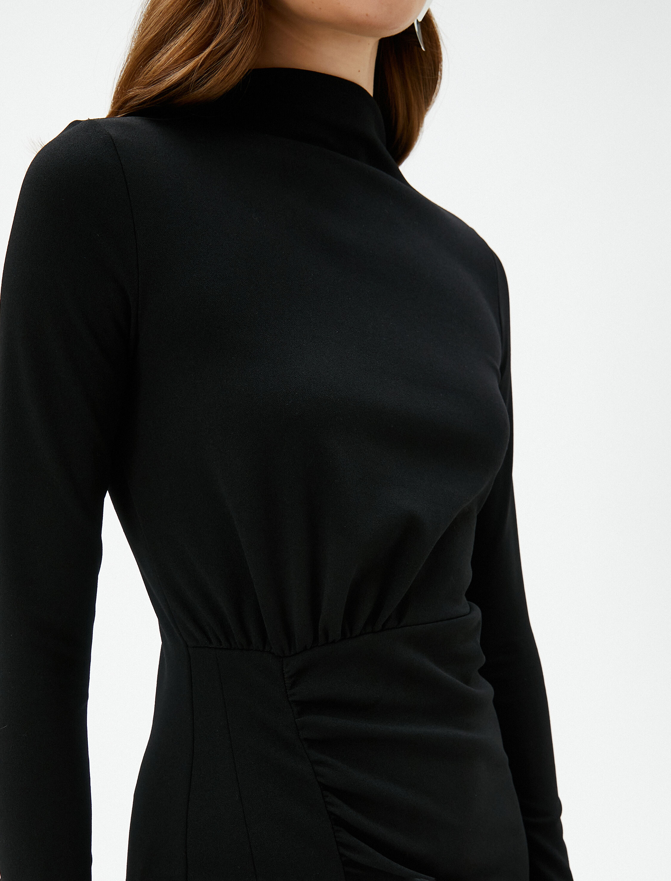   Uzun Kollu Asimetrik Mini Elbise