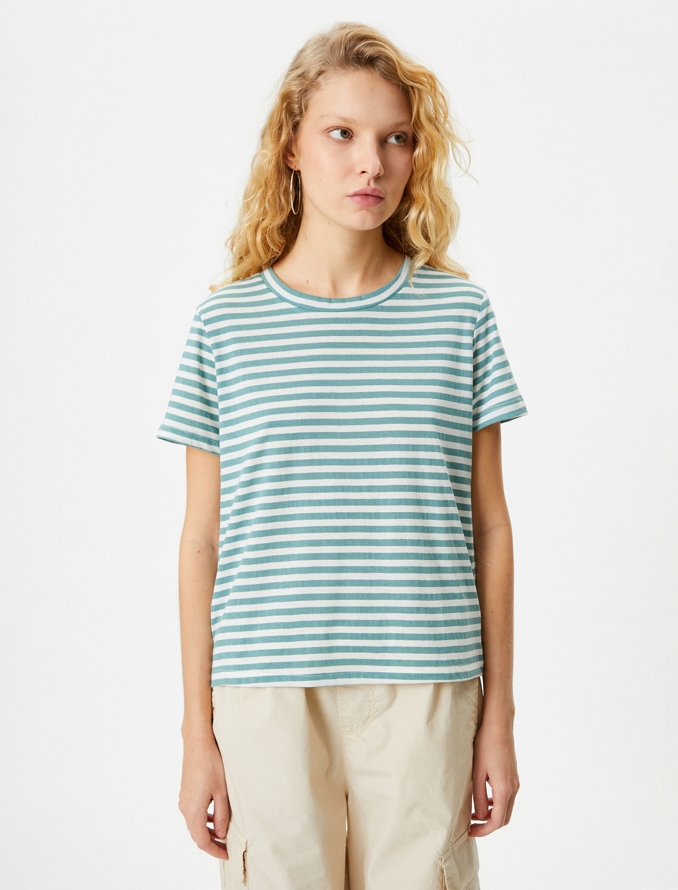   Kısa Kollu Pamuk Karışımlı Tişört Bisiklet Yaka