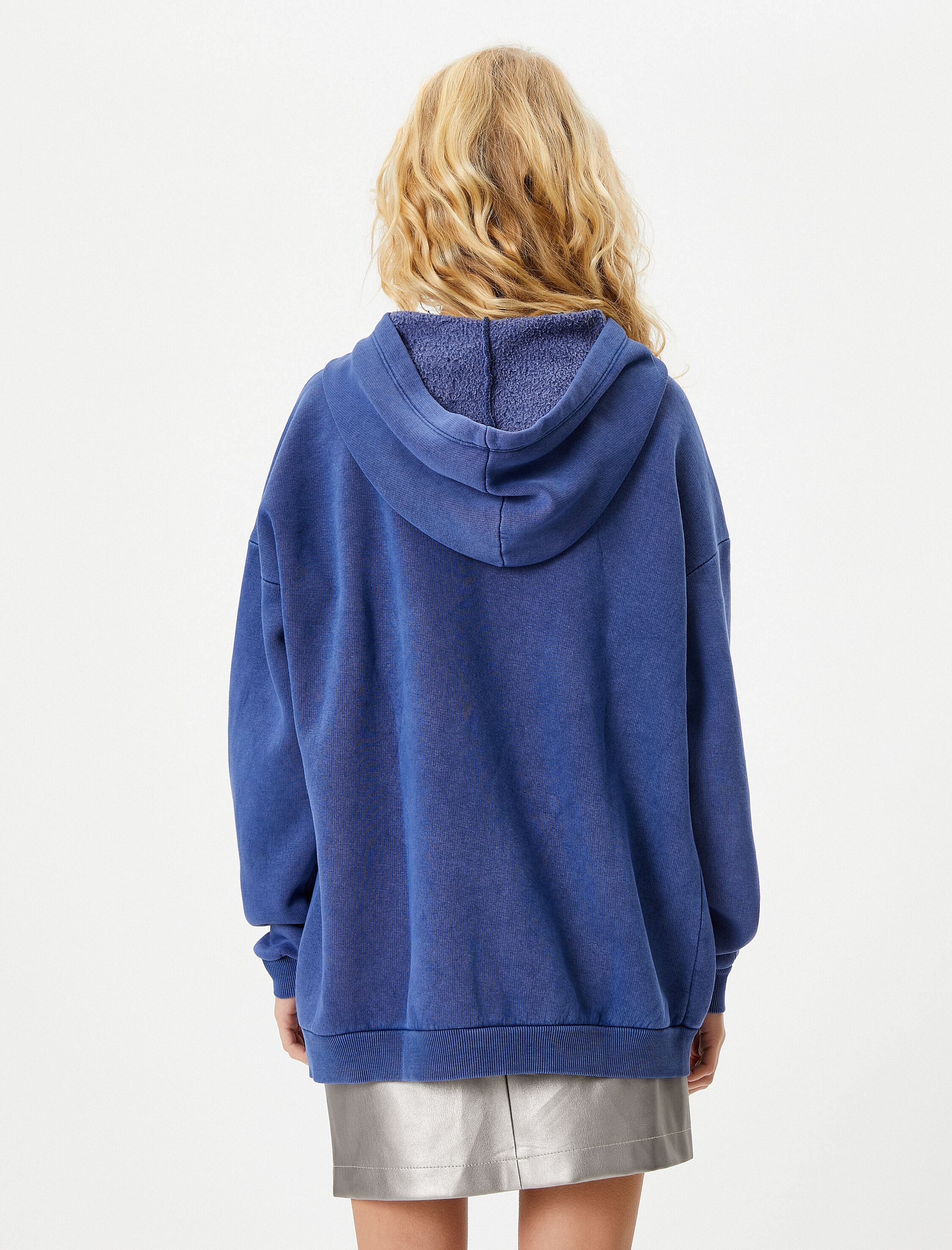   Şardonlu Uzun Kapşonlu Sweatshirt İşlemeli Şarbonlu Pamuklu Rahat Kalıp