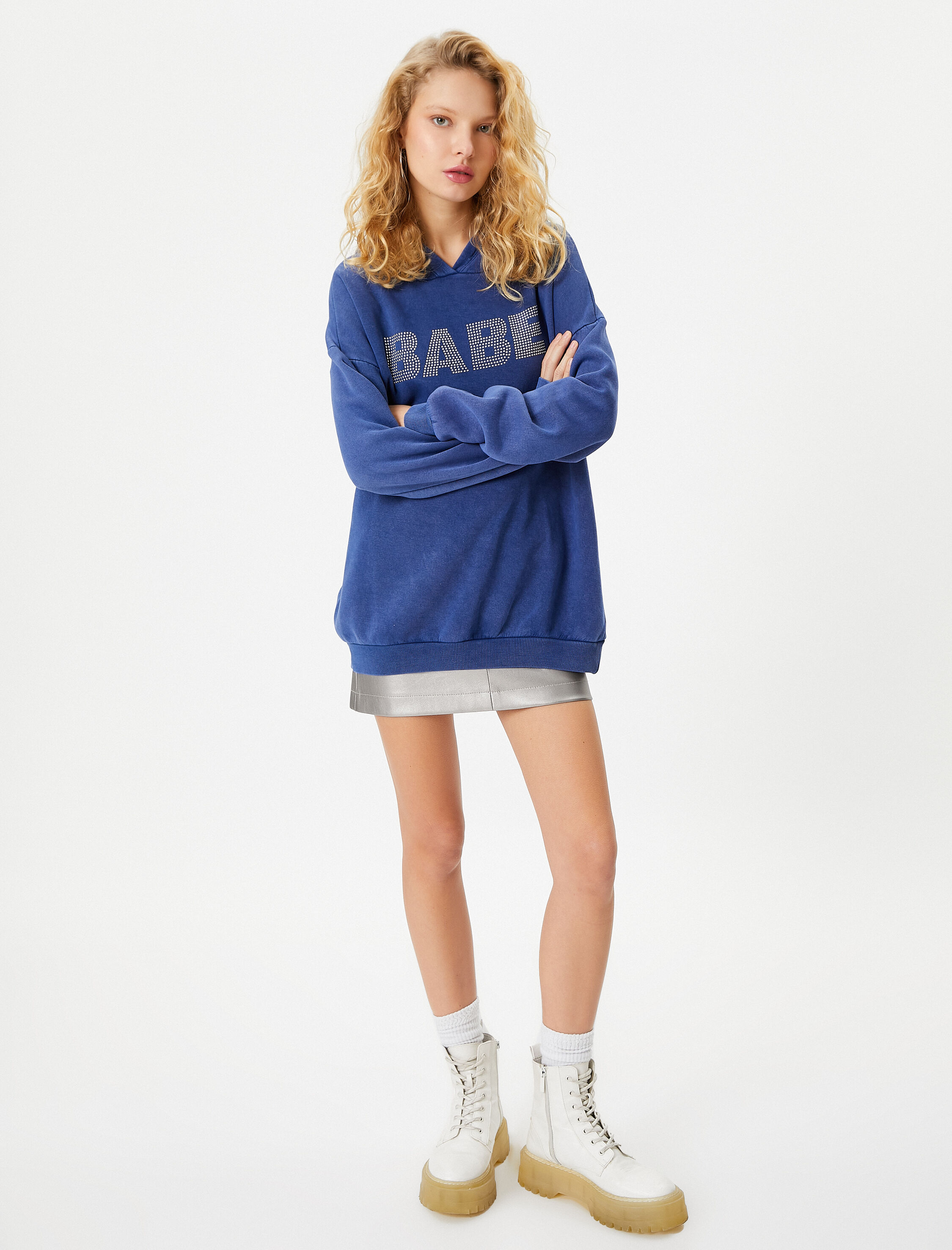   Şardonlu Uzun Kapşonlu Sweatshirt İşlemeli Şarbonlu Pamuklu Rahat Kalıp