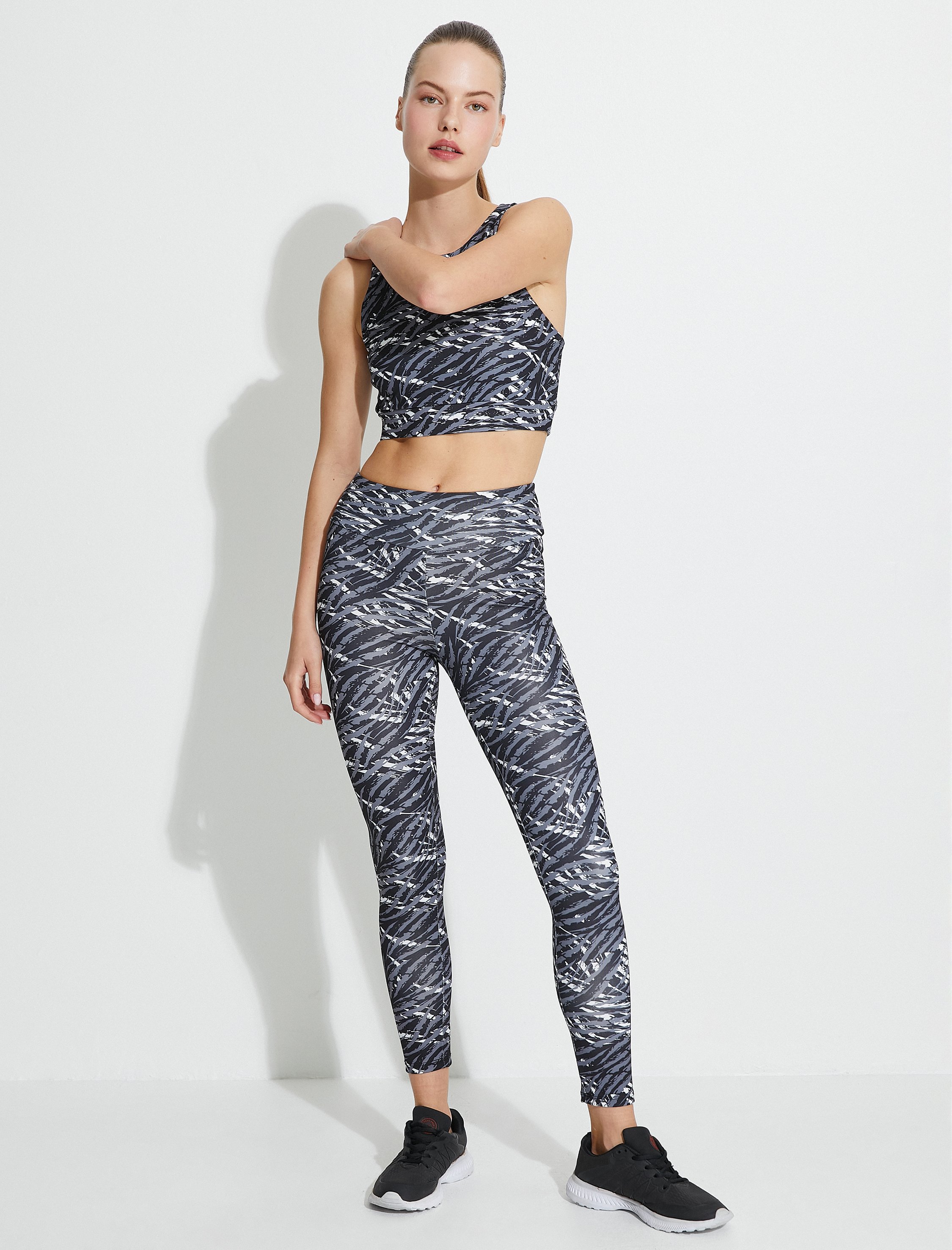   Sporcu Sütyeni Halter Yaka