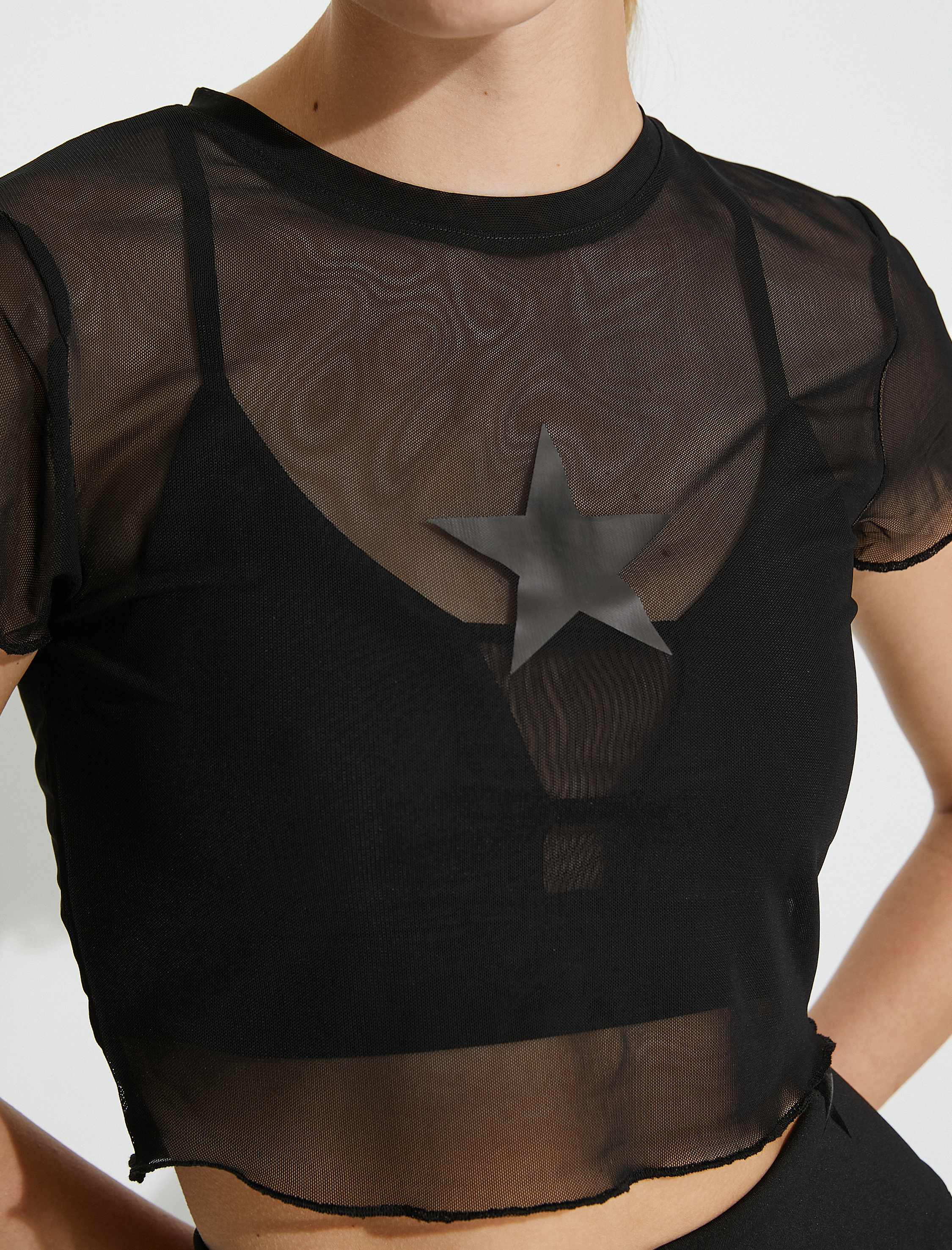   Spor Crop Tişört Yıldız Baskılı Tül