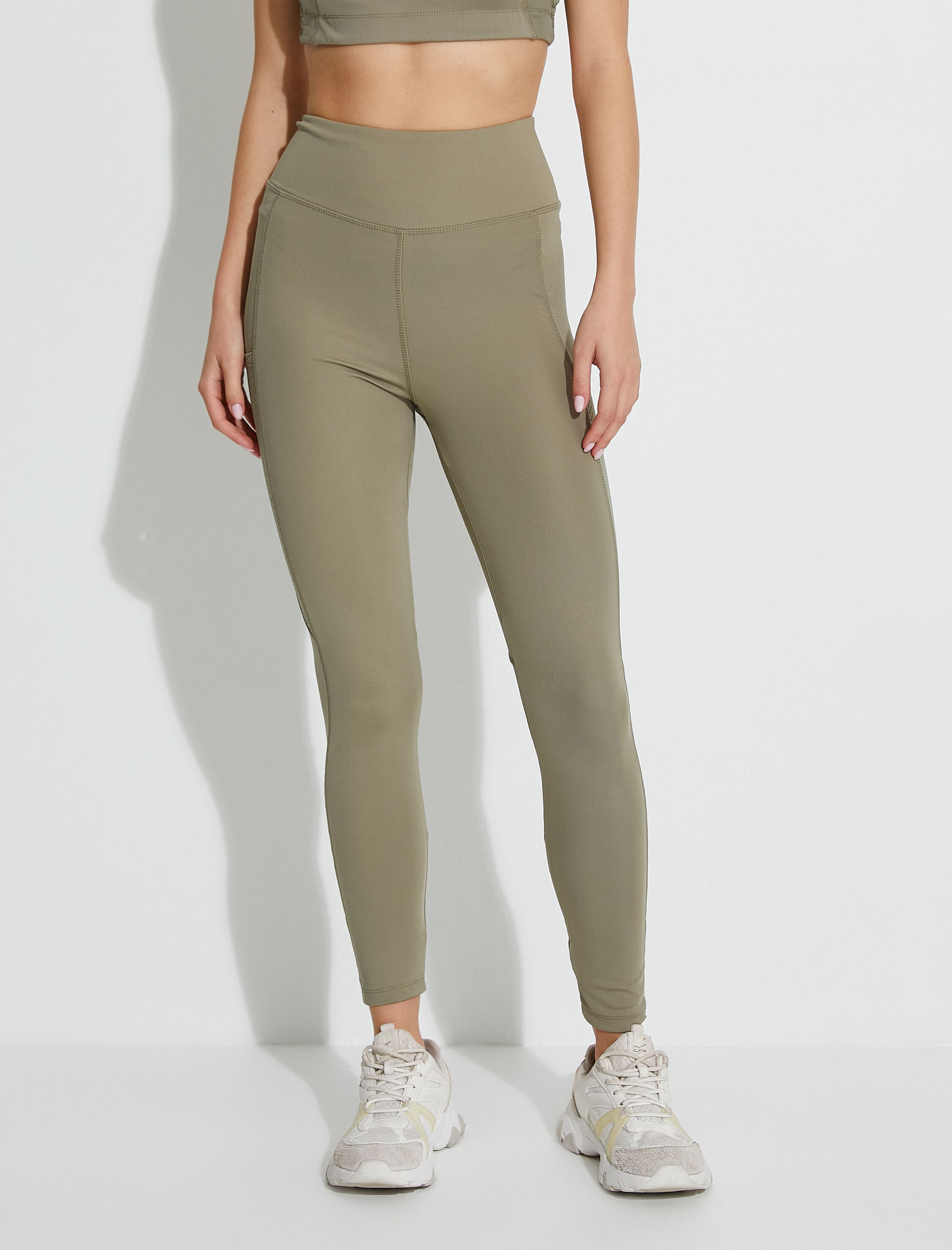   Spor Tayt Yüksek Bel Aplike File Çift Cep Detaylı