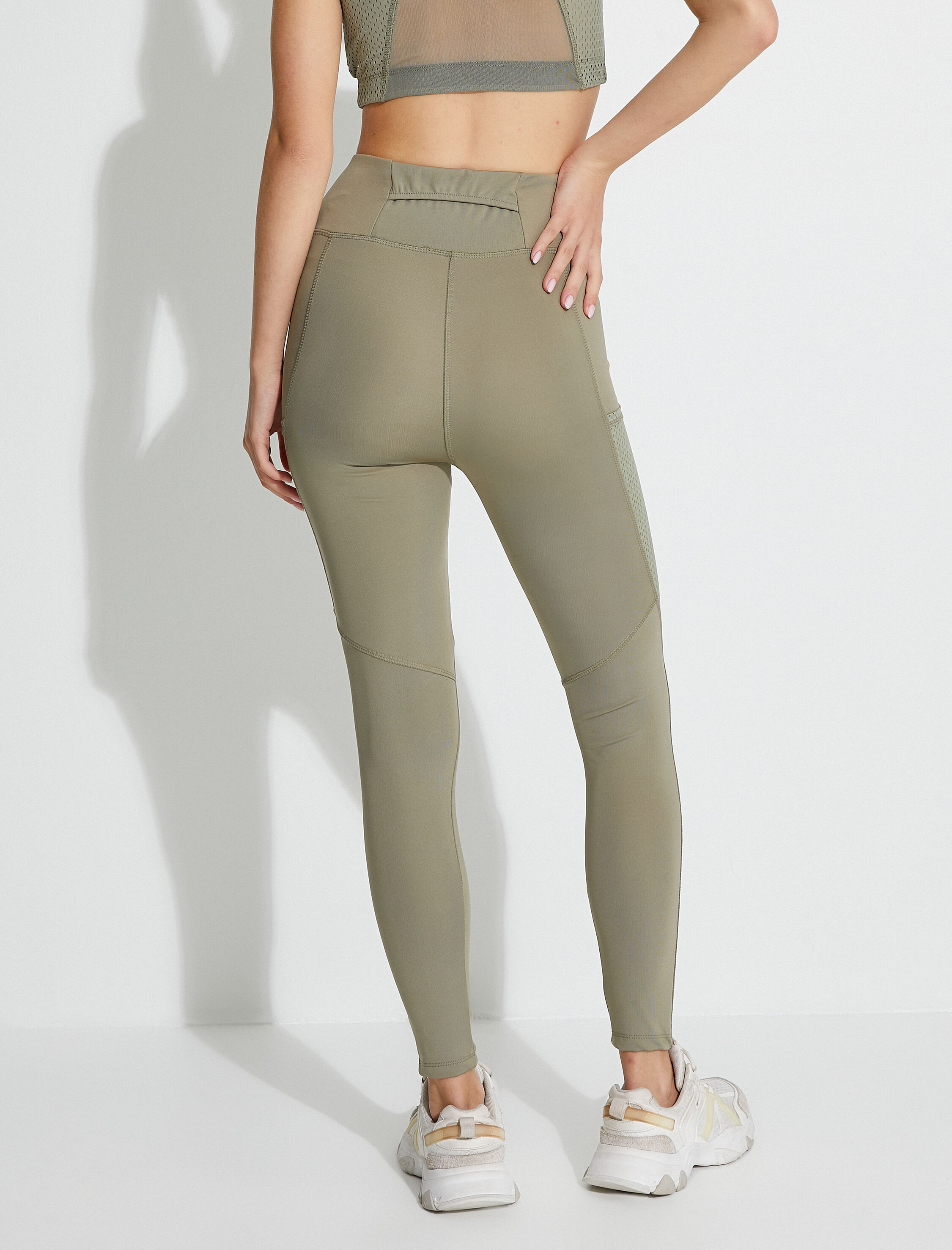   Spor Tayt Yüksek Bel Aplike File Çift Cep Detaylı