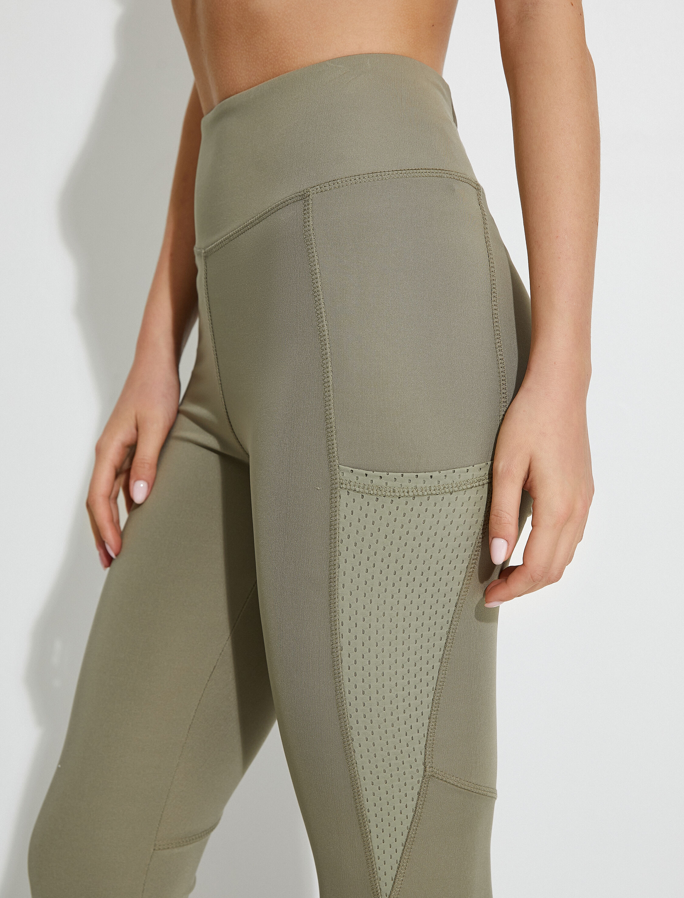   Spor Tayt Yüksek Bel Aplike File Çift Cep Detaylı