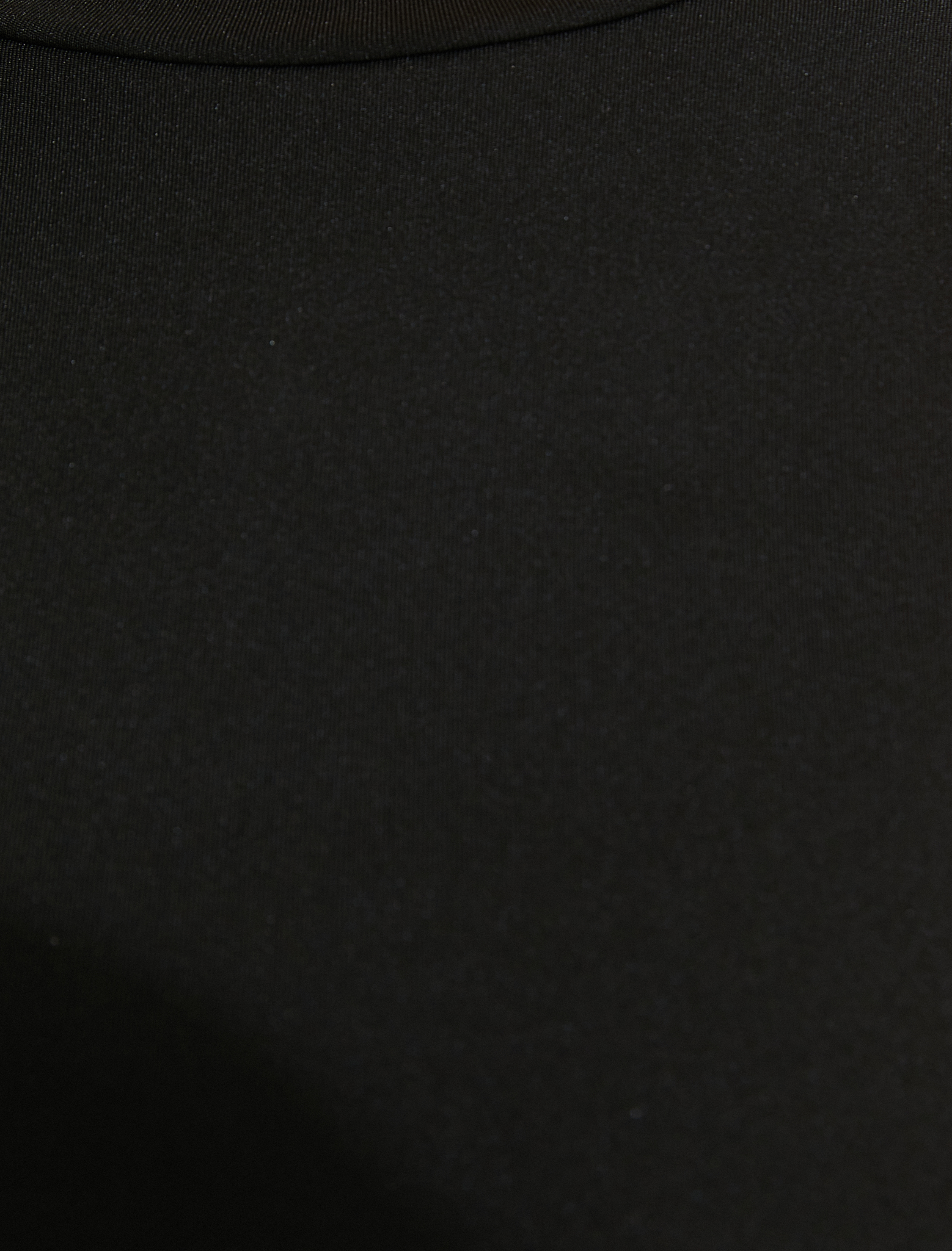   Sporcu Sütyeni Halter Yaka Arkası Kalın Askılı Dar Kalıp Kapsız