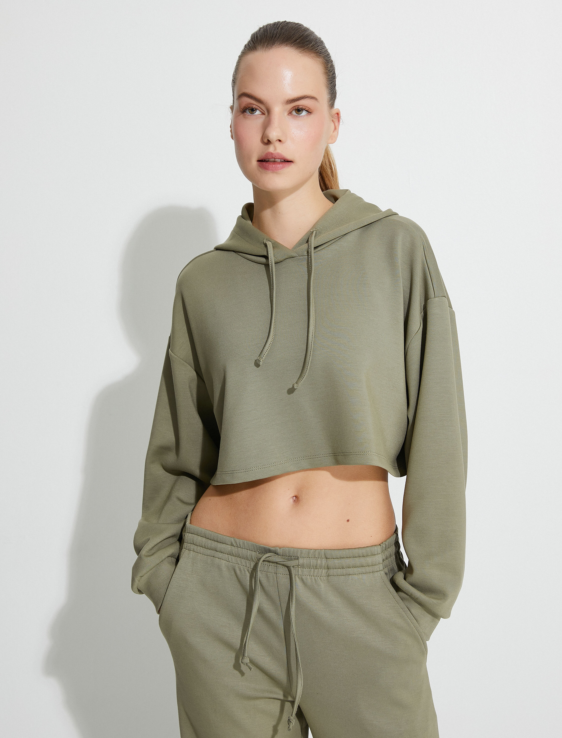 Spor Crop Kapşonlu Oversize Sweatshirt Modal Kumaş Uzun Kollu