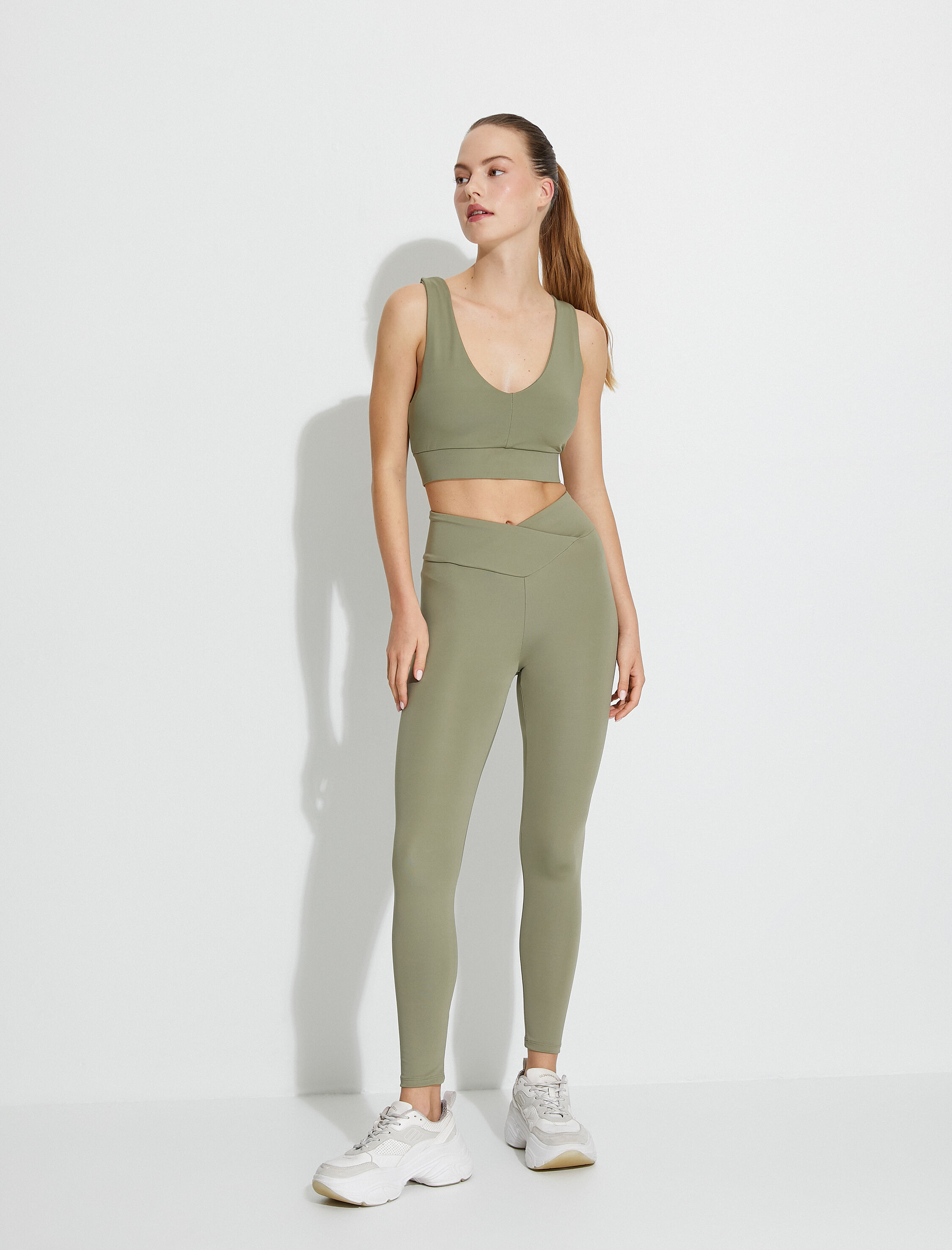   Asimetrik Kesim Yüksek Bel Spor Tayt Slim Fit