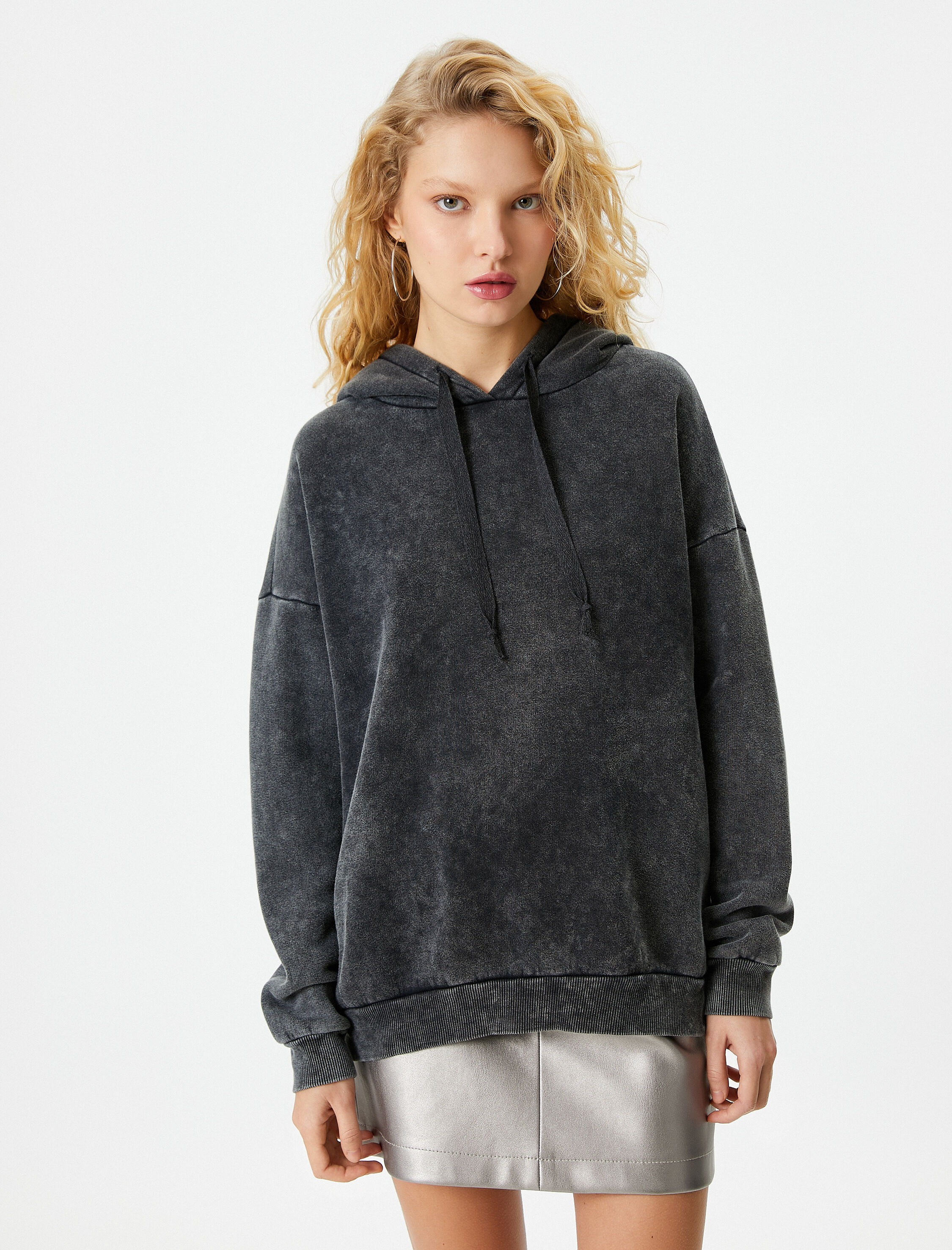   Oversize Kapşonlu Sweatshirt Soluk Efektli Uzun Kollu Şardonlu