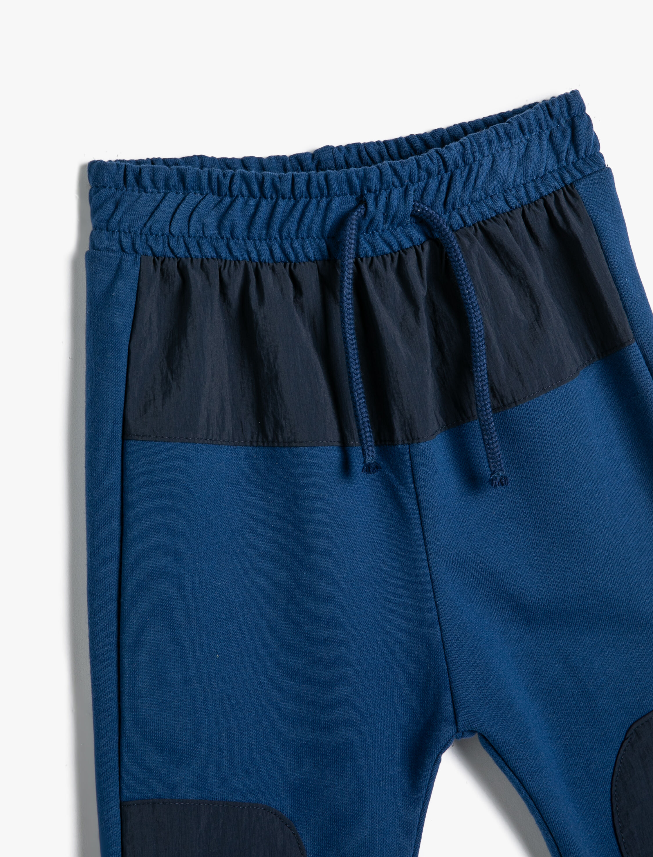  Erkek Bebek Jogger Eşofman Altı Beli Bağlamalı Renk Kontrastlı Şardonlu Pamuklu