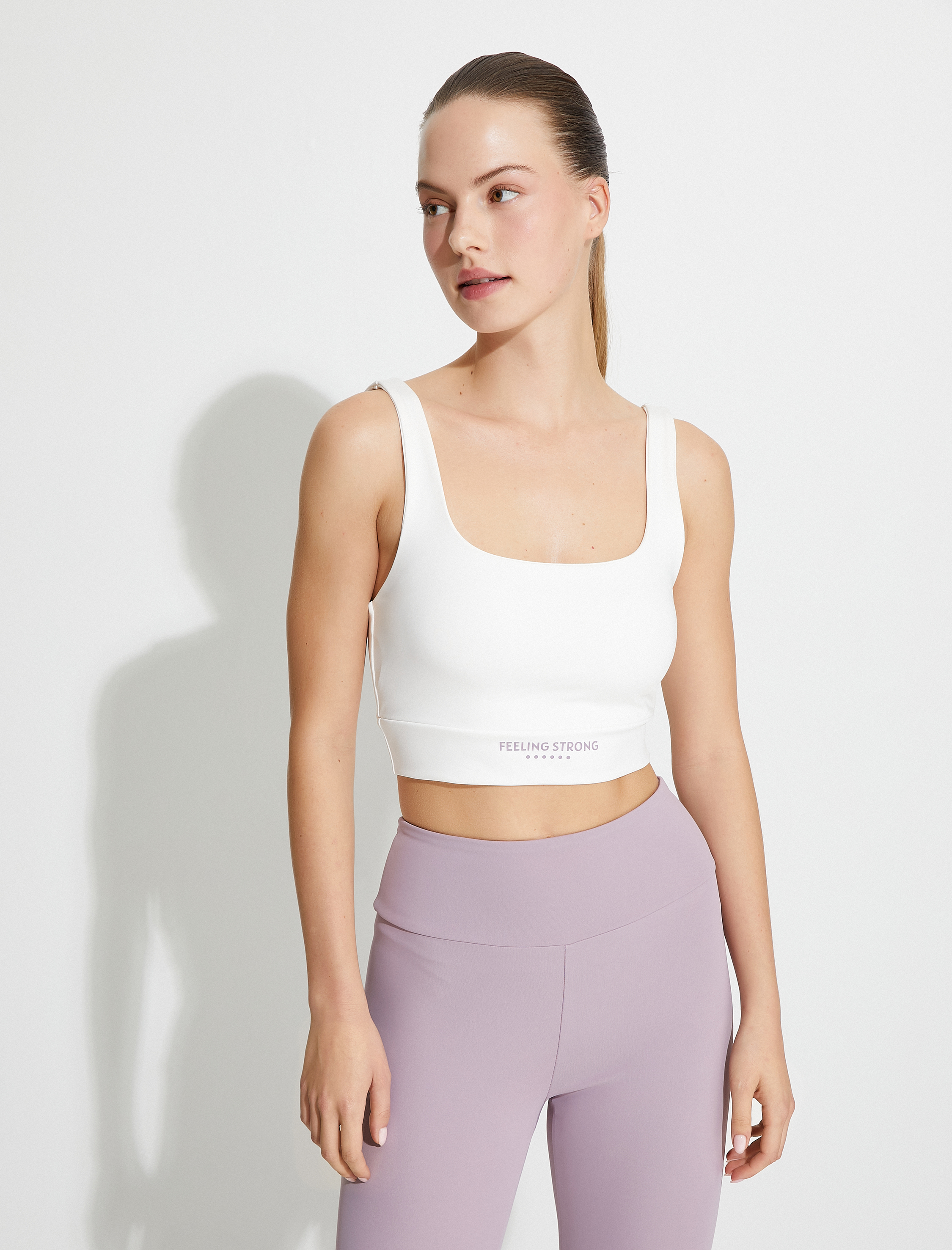   Spor Sütyeni U Yaka Kaplı Slim Fit Baskı Detaylı