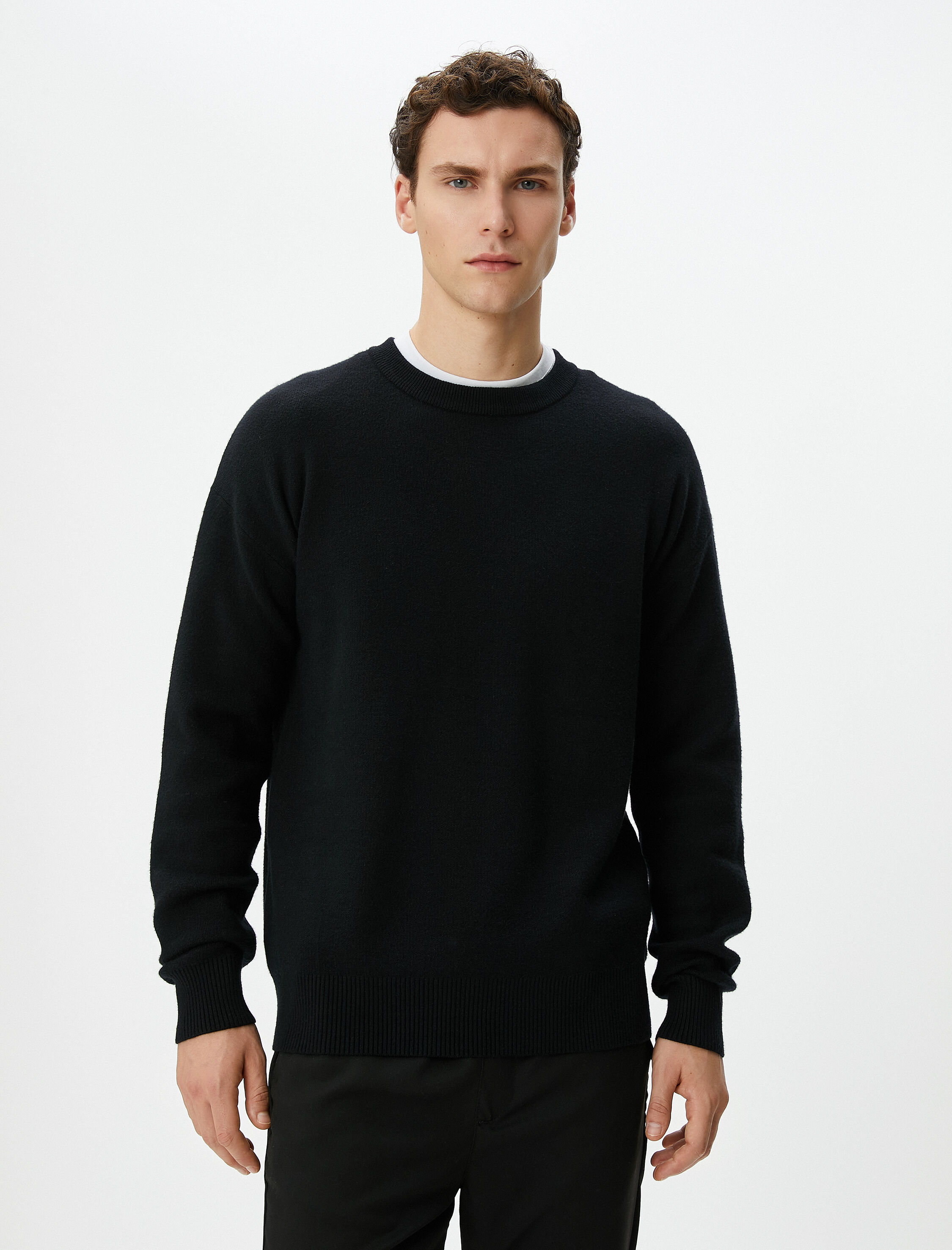   Basic Triko Kazak Bisiklet Yaka Yumuşak Dokulu Uzun Kollu